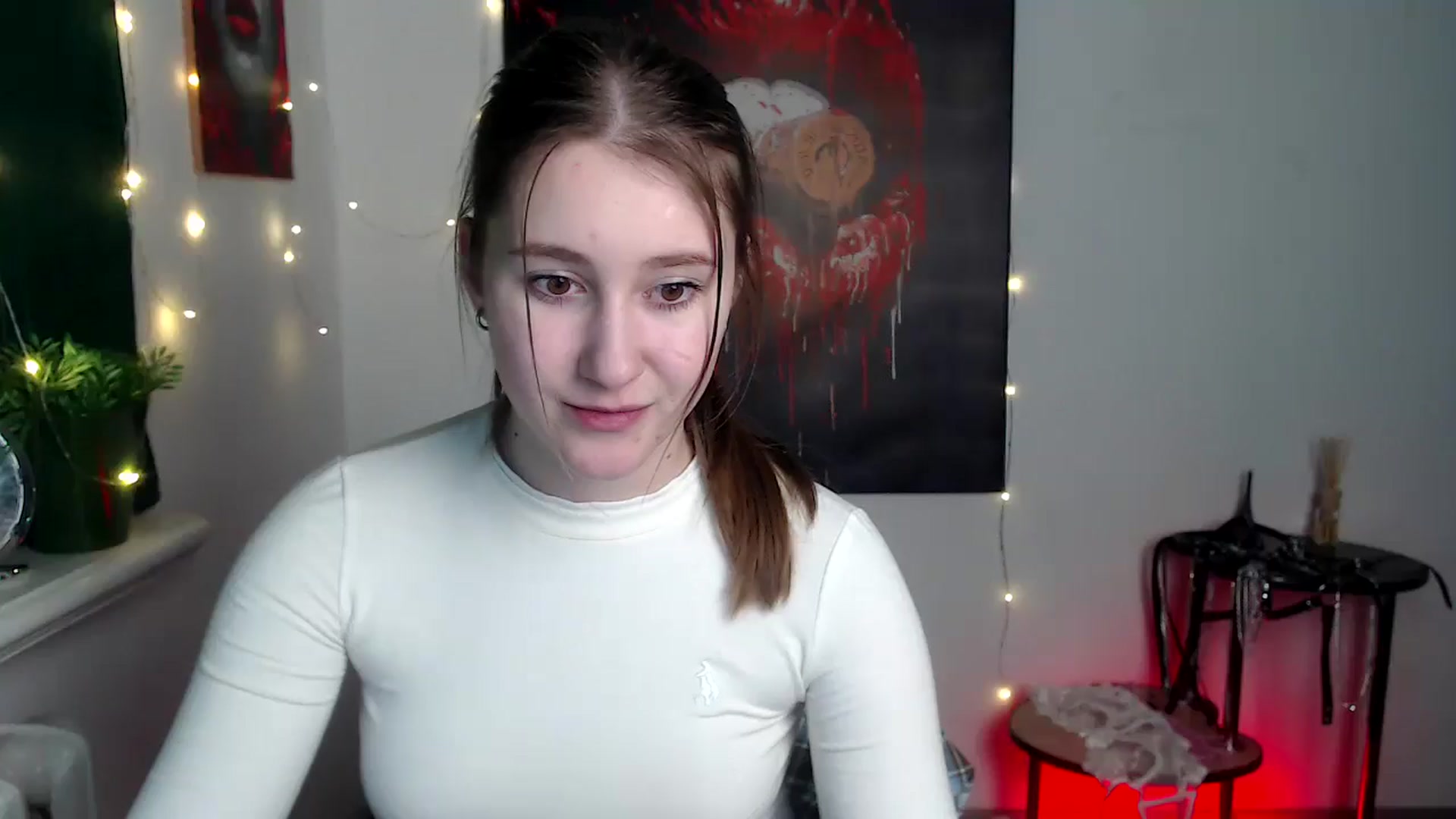 Gallery image thumbnail from Kamilochkaaa_'s myfreecams stream on, 01/20/2026, 15:27 image 16 of 20