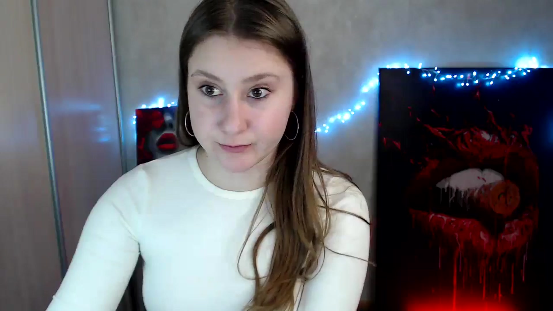 Gallery image thumbnail from Kamilochkaaa_'s myfreecams stream on, 04/05/2026, 12:56 image 9 of 20