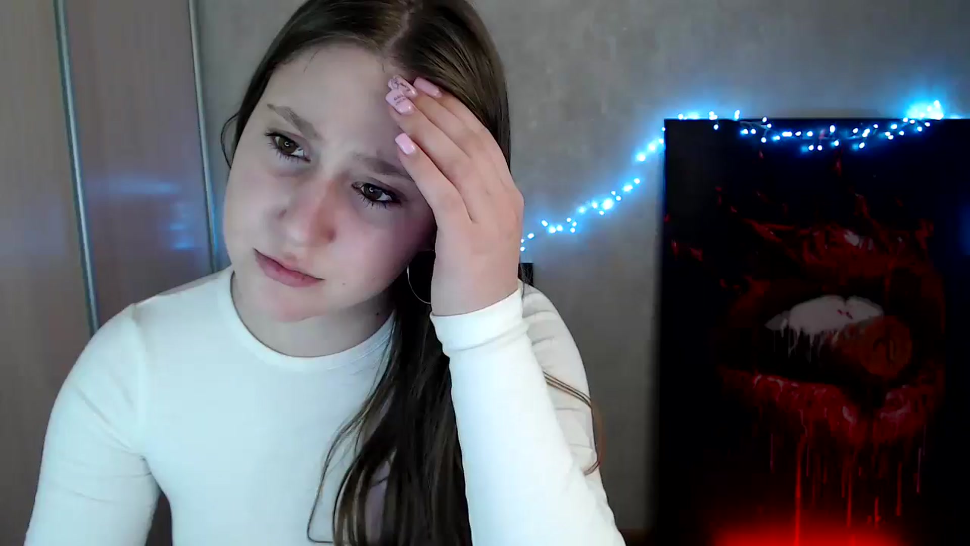 Gallery image thumbnail from Kamilochkaaa_'s myfreecams stream on, 04/05/2026, 12:56 image 13 of 20