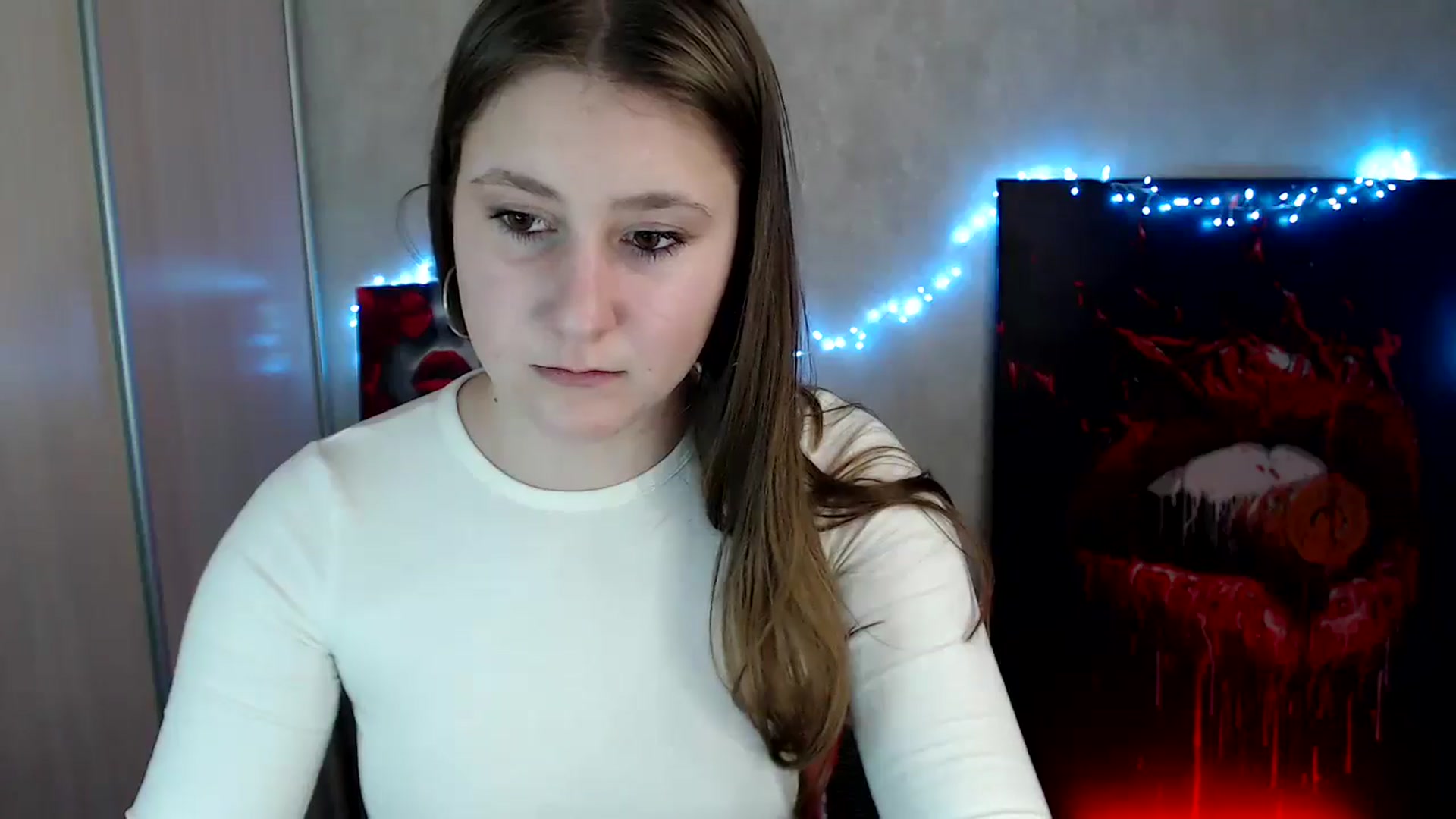 Gallery image thumbnail from Kamilochkaaa_'s myfreecams stream on, 04/05/2026, 12:56 image 6 of 20