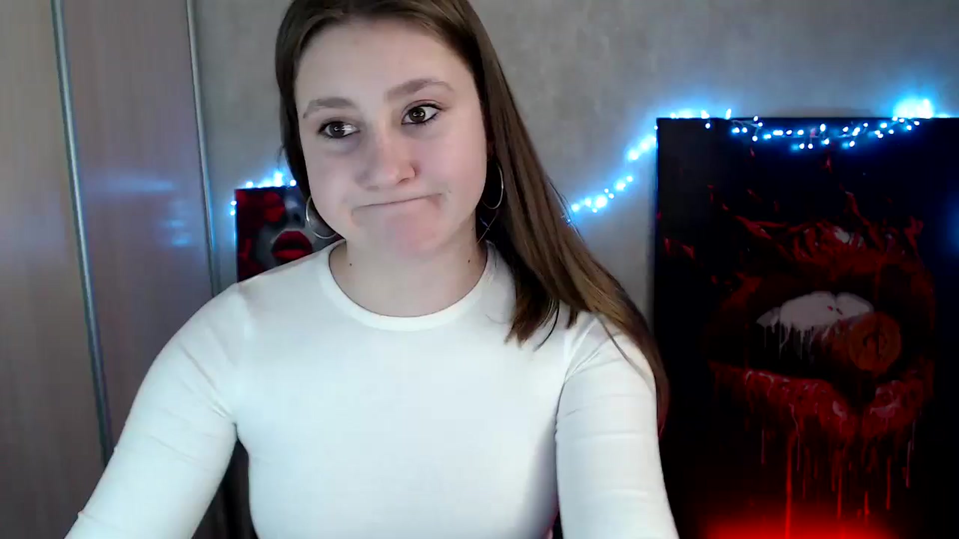 Gallery image thumbnail from Kamilochkaaa_'s myfreecams stream on, 04/05/2026, 12:56 image 5 of 20