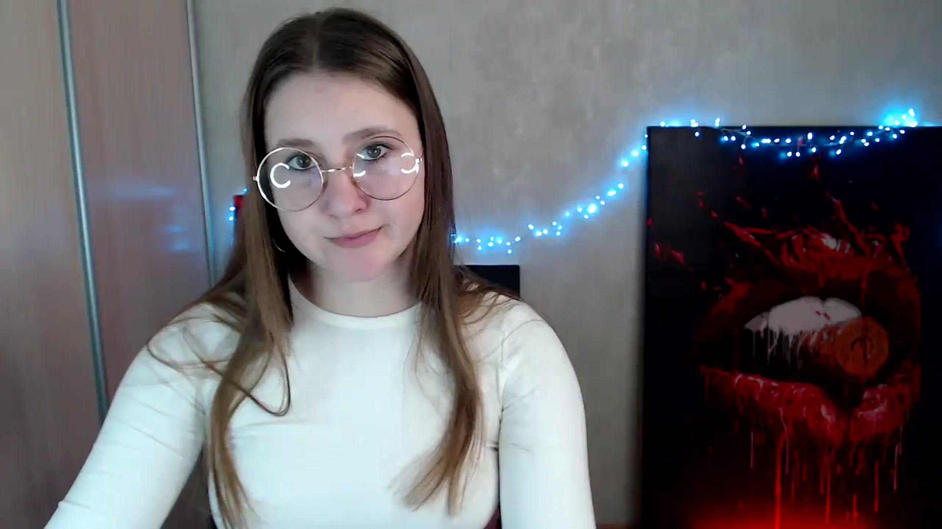 Gallery image thumbnail from Kamilochkaaa_'s myfreecams stream on, 04/05/2026, 14:27 image 5 of 20