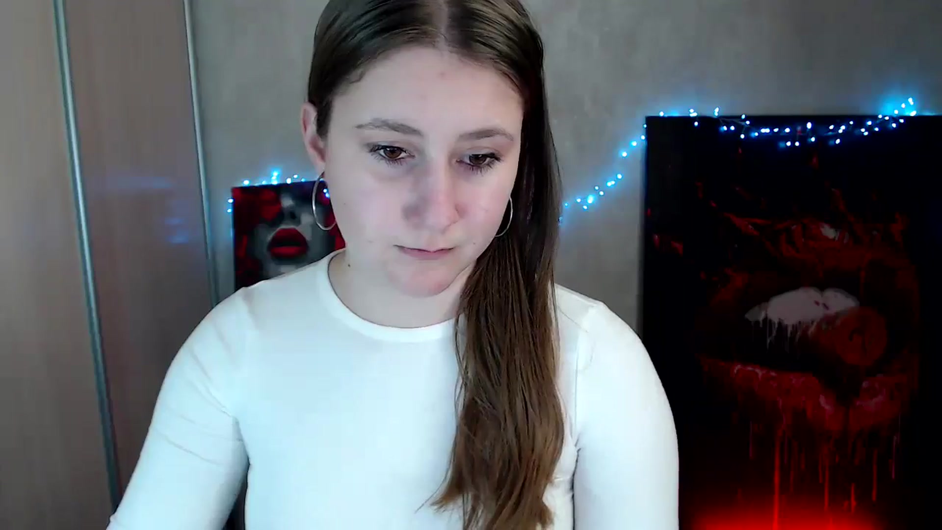 Gallery image thumbnail from Kamilochkaaa_'s myfreecams stream on, 04/05/2026, 14:27 image 20 of 20