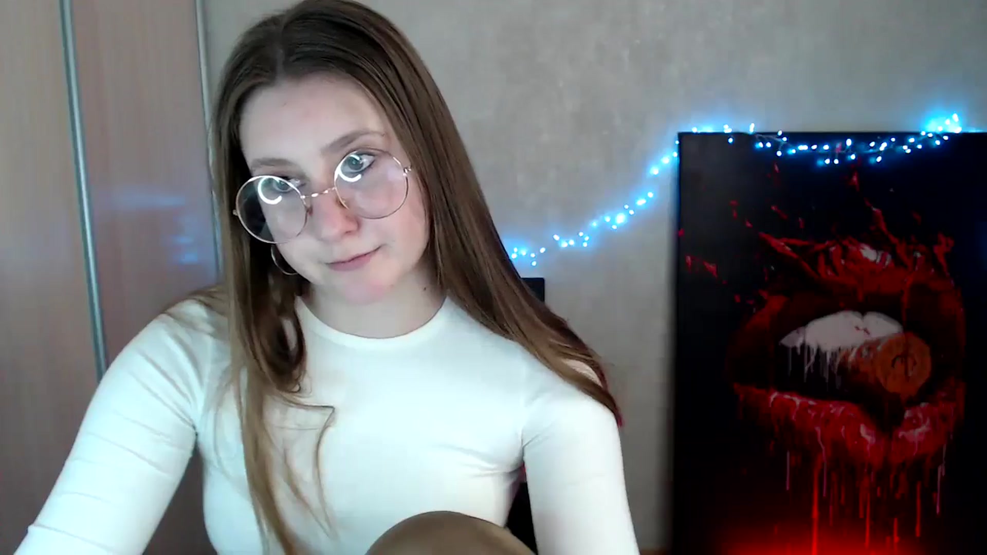 Gallery image thumbnail from Kamilochkaaa_'s myfreecams stream on, 04/05/2026, 14:27 image 6 of 20