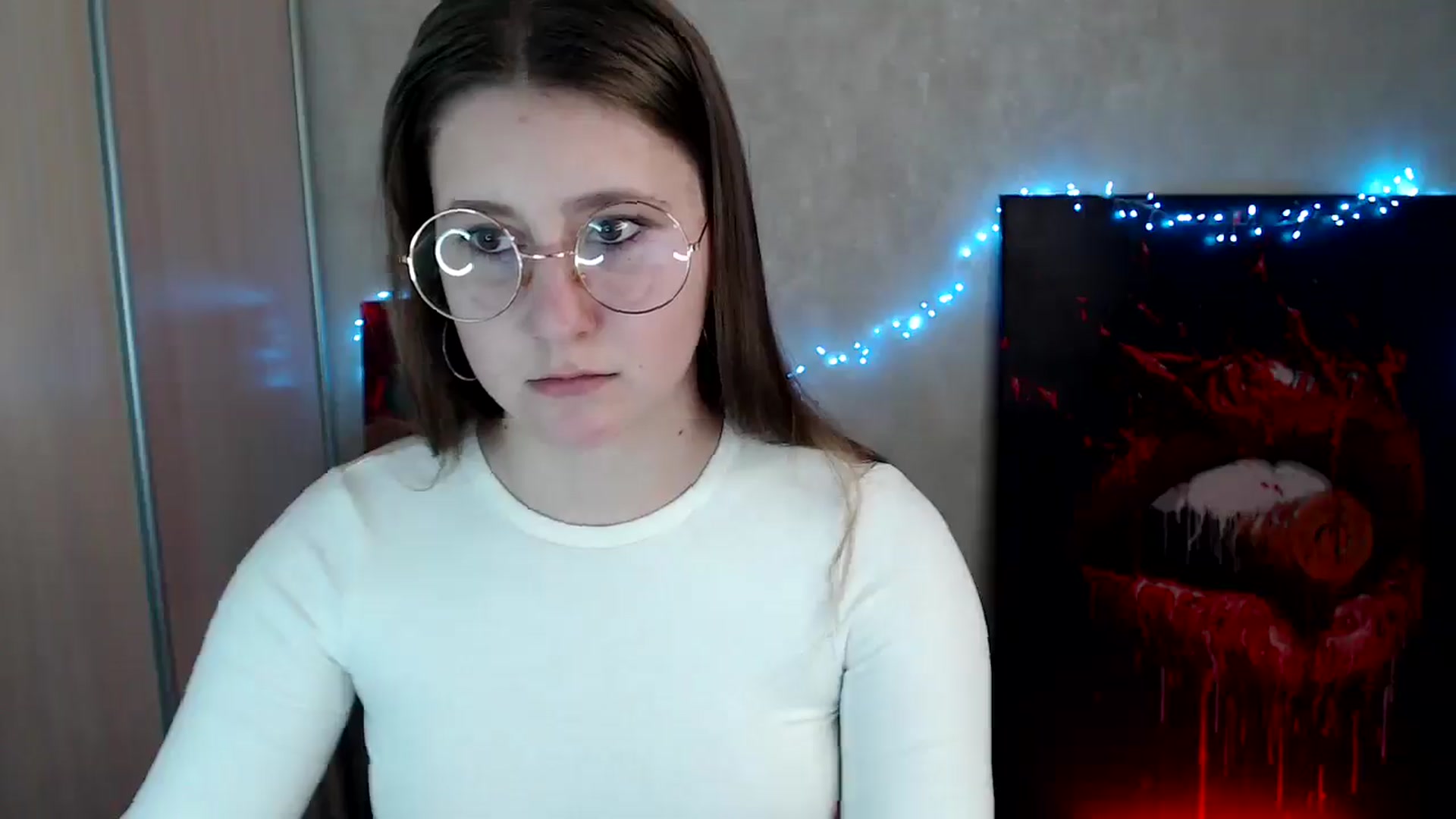 Gallery image thumbnail from Kamilochkaaa_'s myfreecams stream on, 04/05/2026, 14:27 image 3 of 20