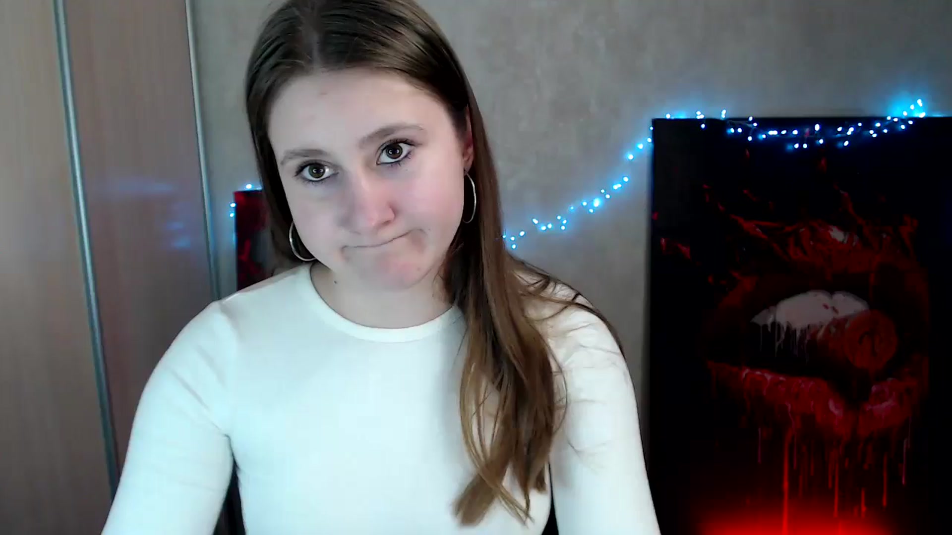Gallery image thumbnail from Kamilochkaaa_'s myfreecams stream on, 04/05/2026, 14:27 image 17 of 20
