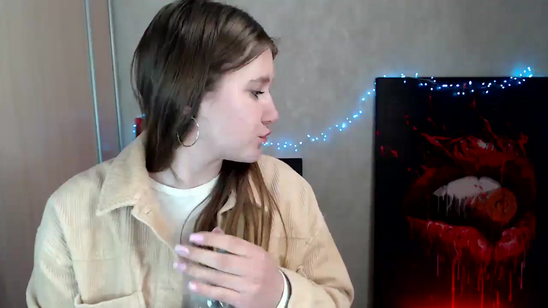 Gallery image thumbnail from Kamilochkaaa_'s myfreecams stream on, 04/05/2026, 17:01 image 19 of 20