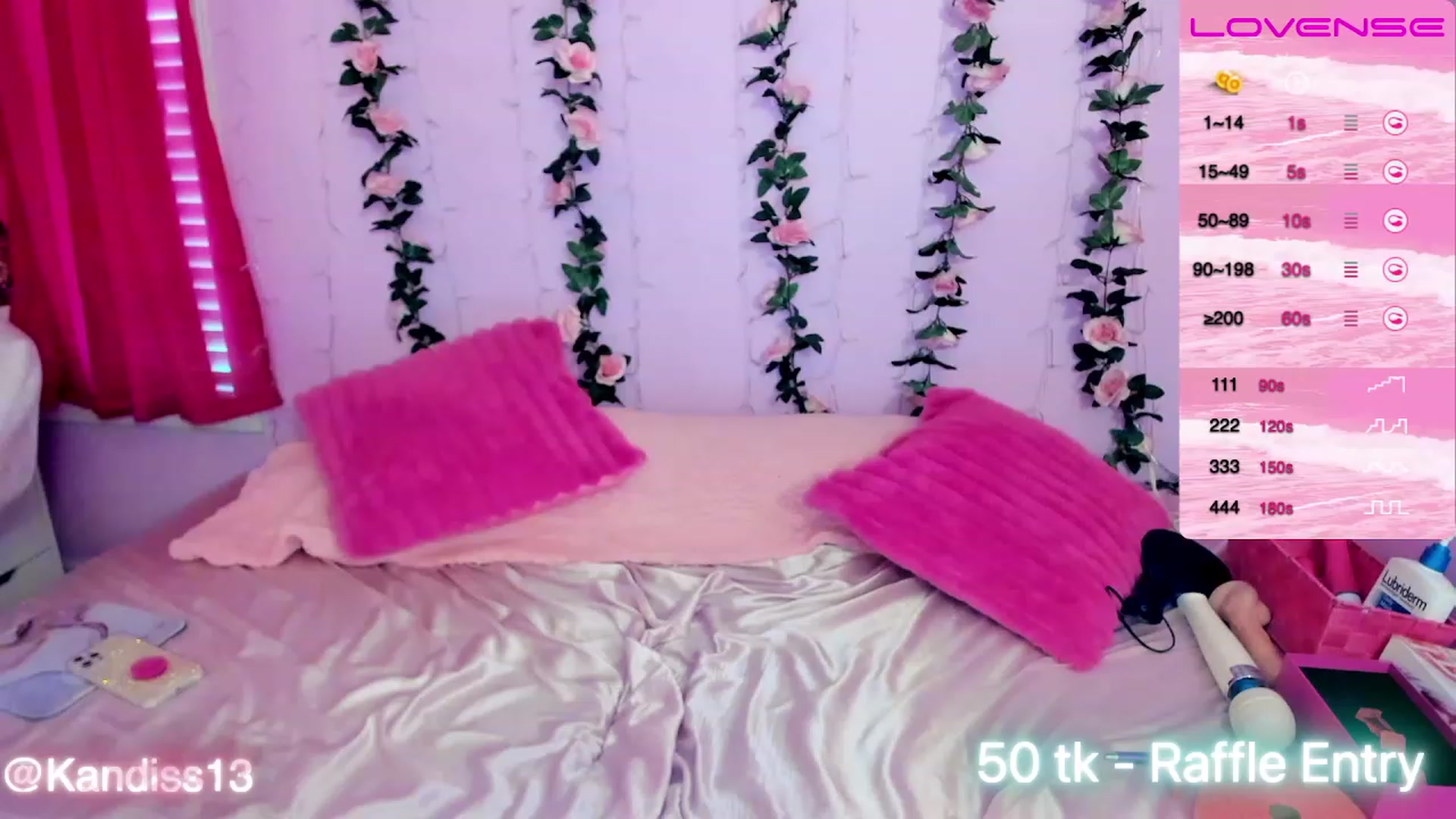 Gallery image thumbnail from Kandiss_K's myfreecams stream on, 07/19/2023, 17:55 image 12 of 20