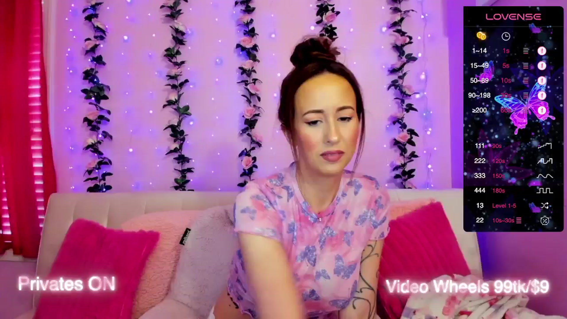 Gallery image thumbnail from Kandiss_K's myfreecams stream on, 07/07/2025, 16:23 image 4 of 20