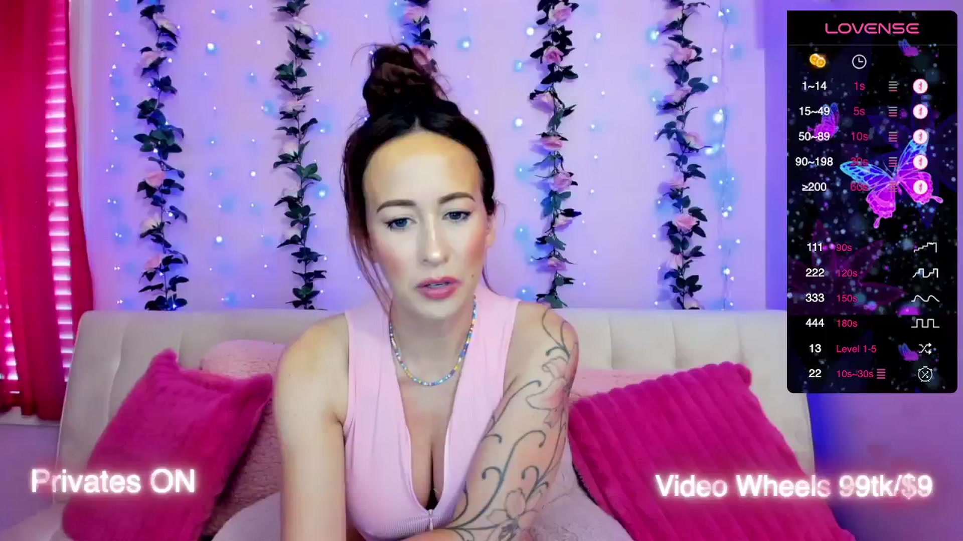 Gallery image thumbnail from Kandiss_K's myfreecams stream on, 07/25/2025, 15:54 image 9 of 20
