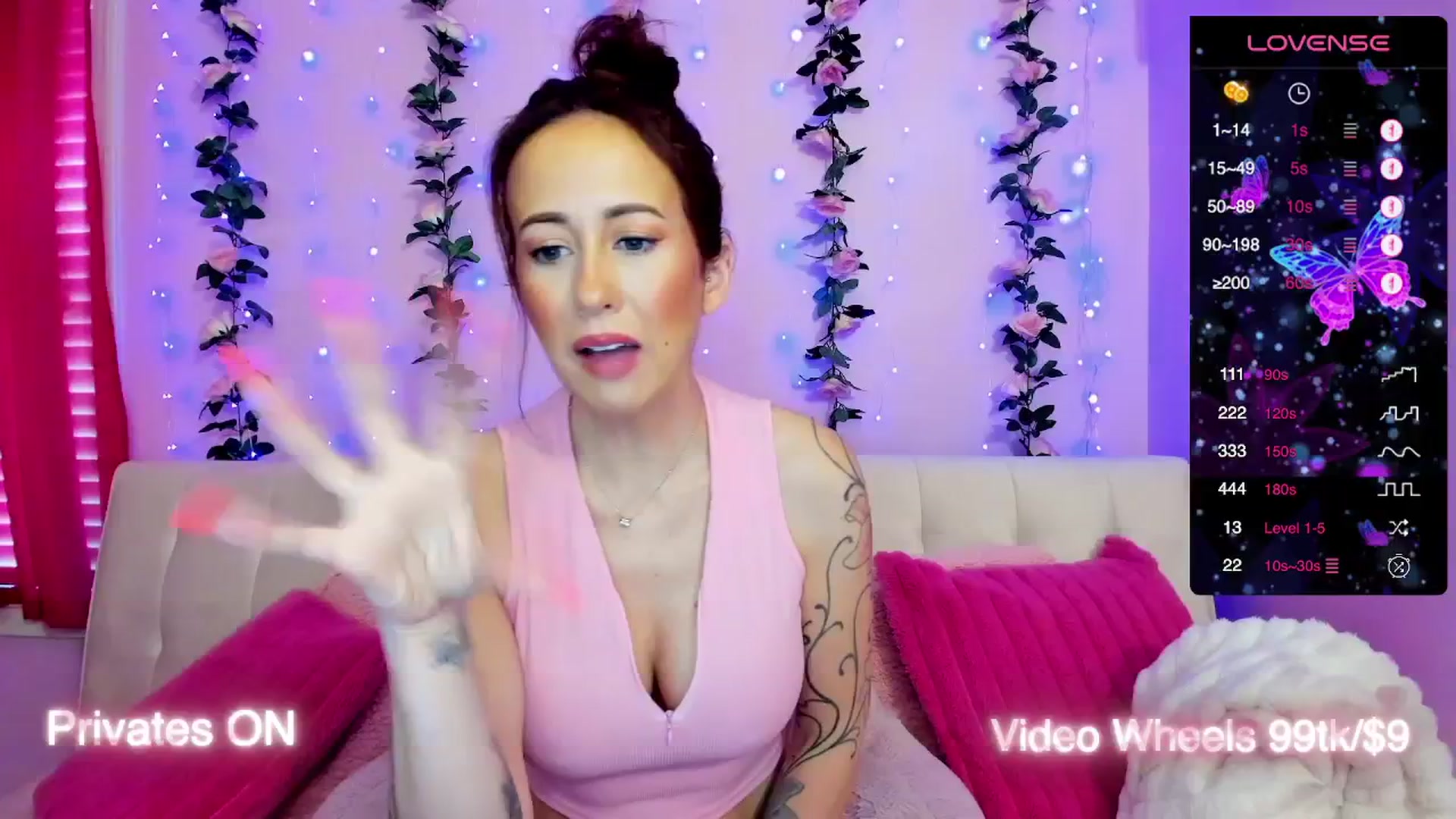Gallery image thumbnail from Kandiss_K's myfreecams stream on, 08/08/2025, 16:34 image 6 of 20