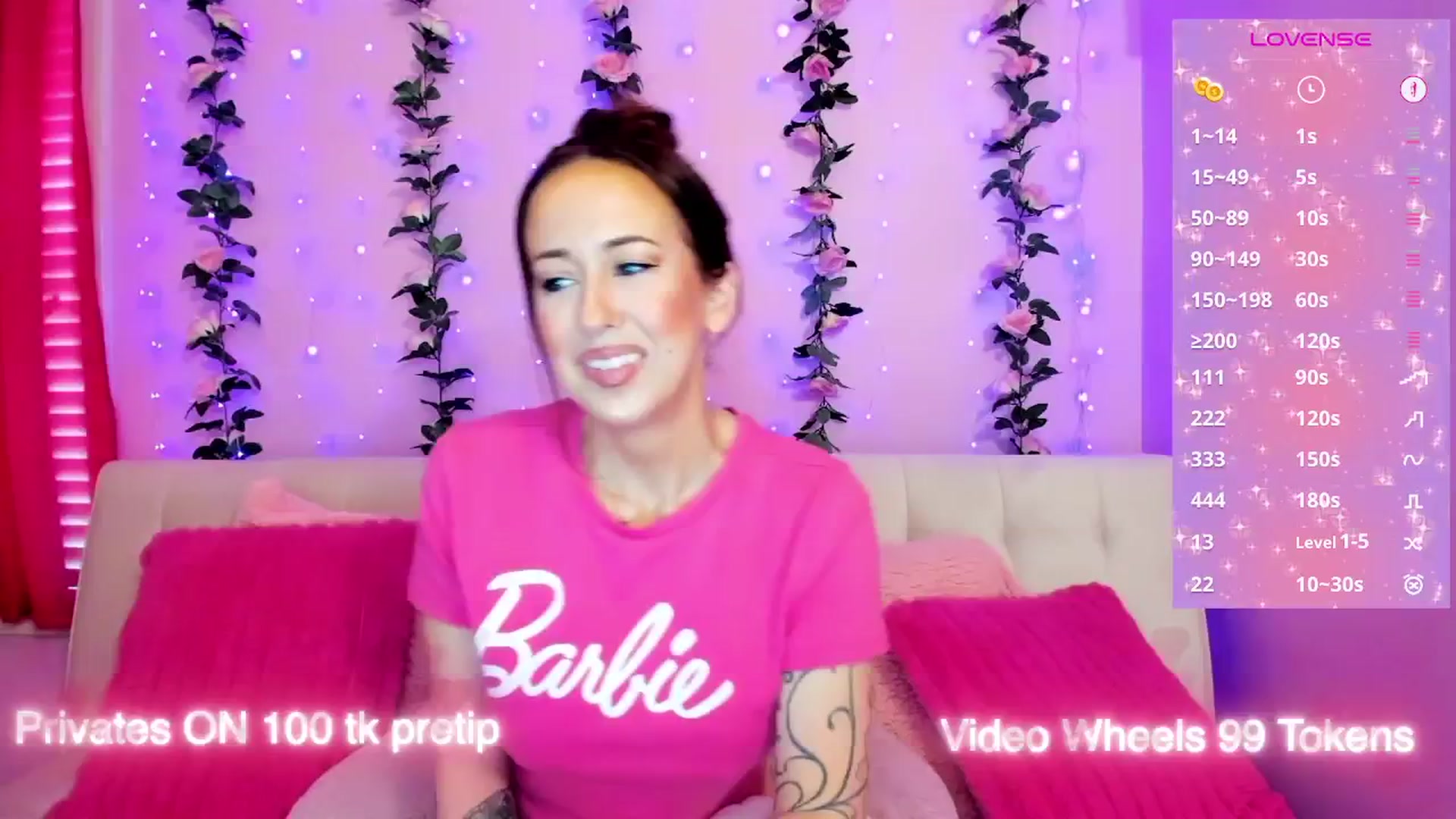 Gallery image thumbnail from Kandiss_K's myfreecams stream on, 12/01/2025, 17:04 image 15 of 20