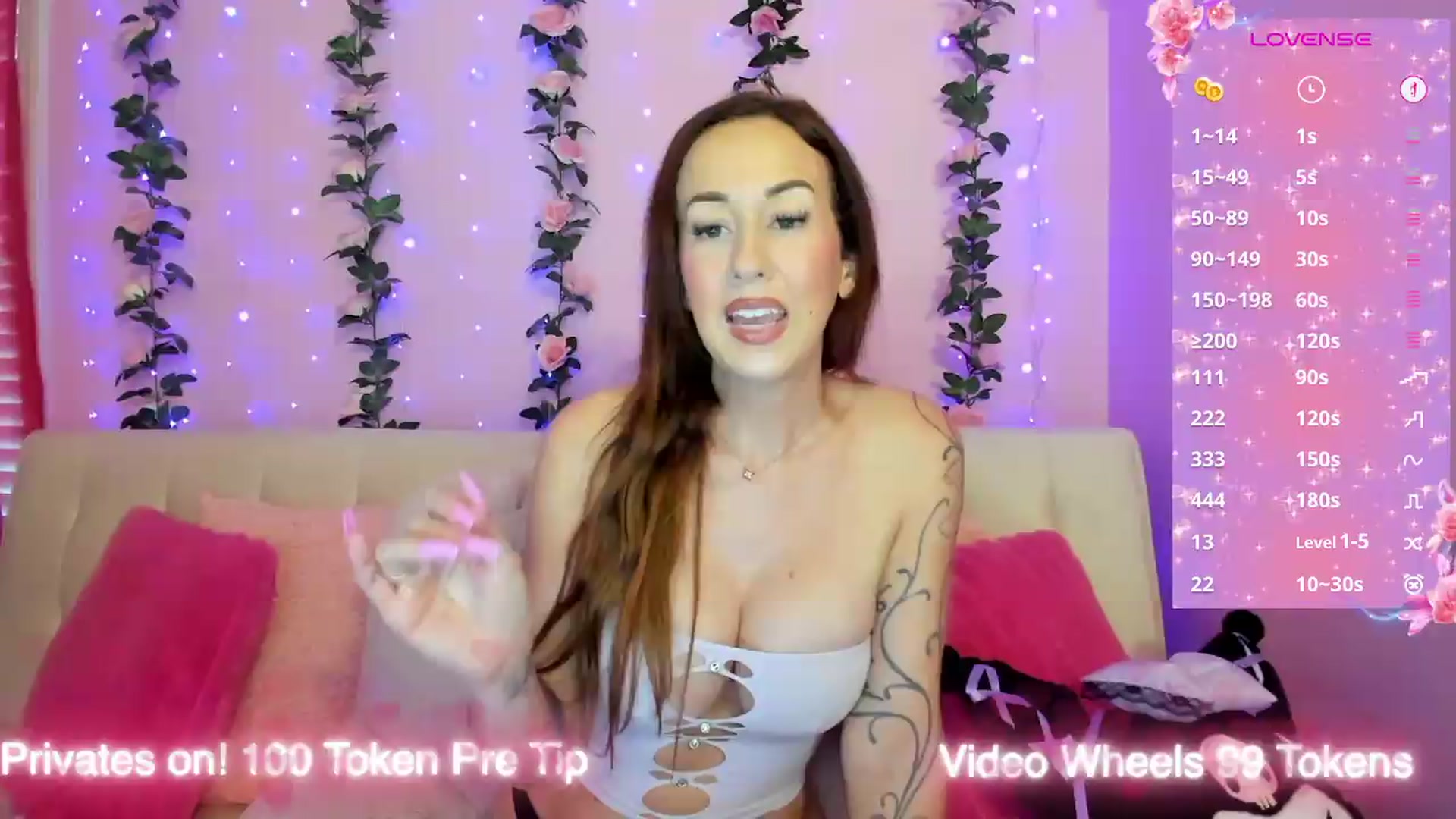 Gallery image thumbnail from Kandiss_K's myfreecams stream on, 08/17/2026, 20:42 image 12 of 20