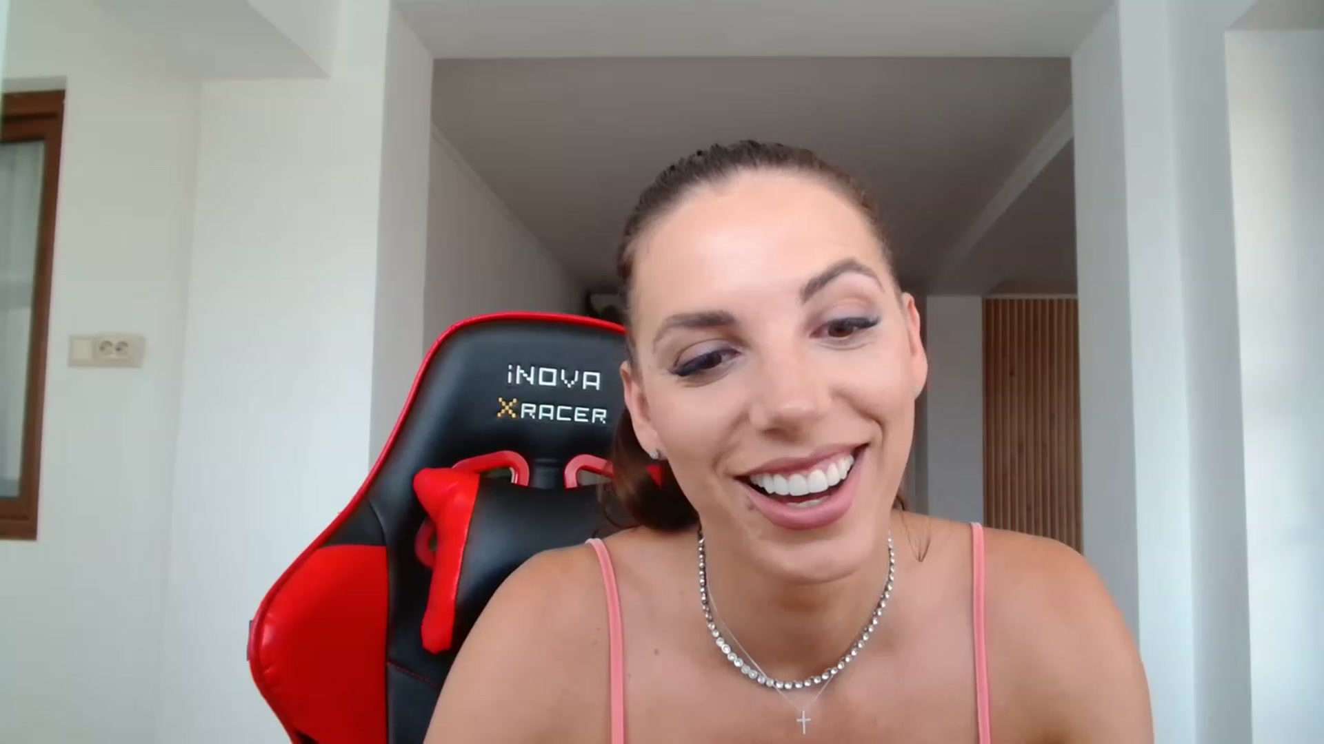 Gallery image thumbnail from Kandy_C's myfreecams stream on, 07/25/2023, 14:32 image 10 of 20