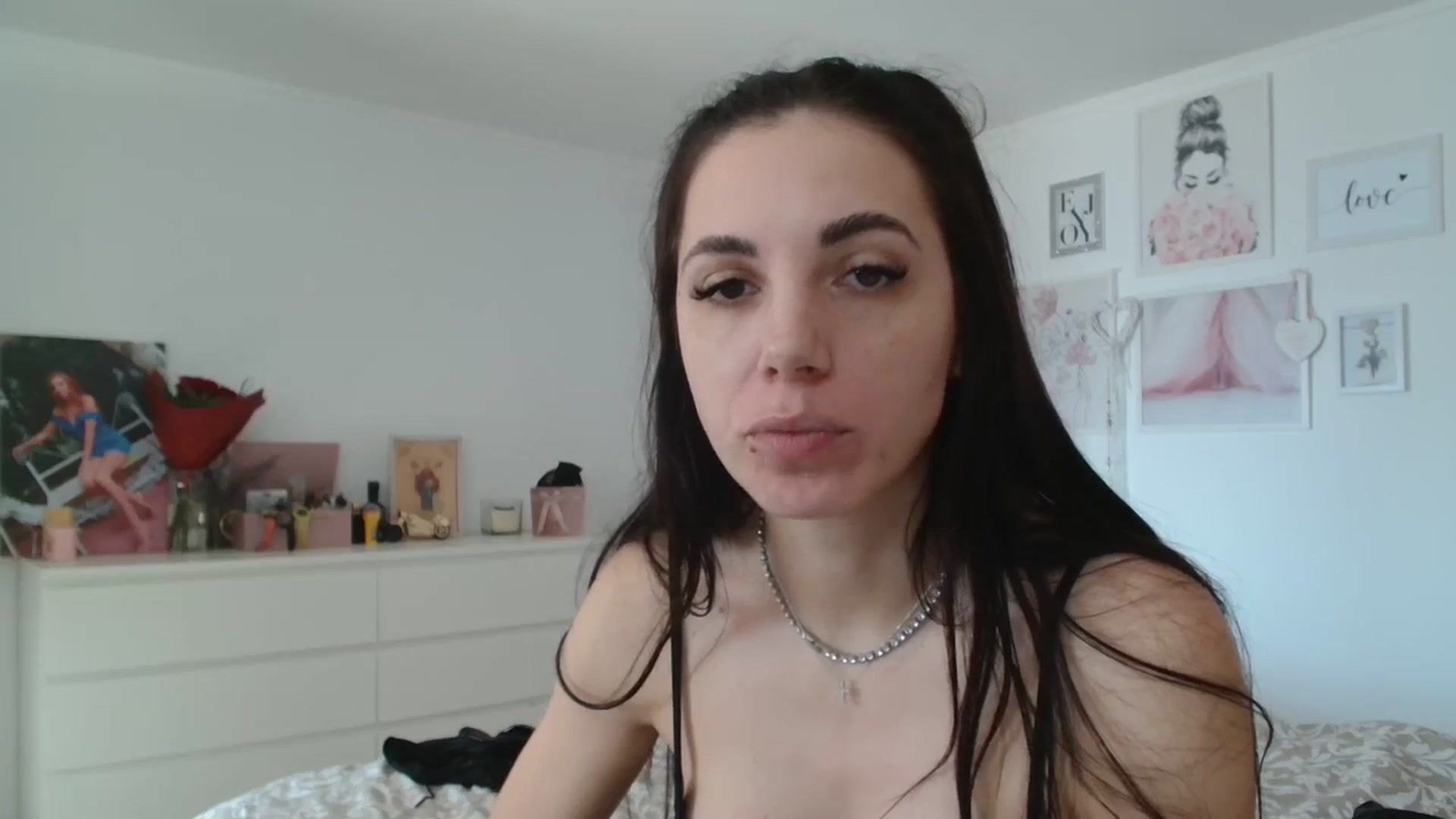 Gallery image thumbnail from Kandy_C's myfreecams stream on, 02/15/2024, 13:58 image 7 of 20