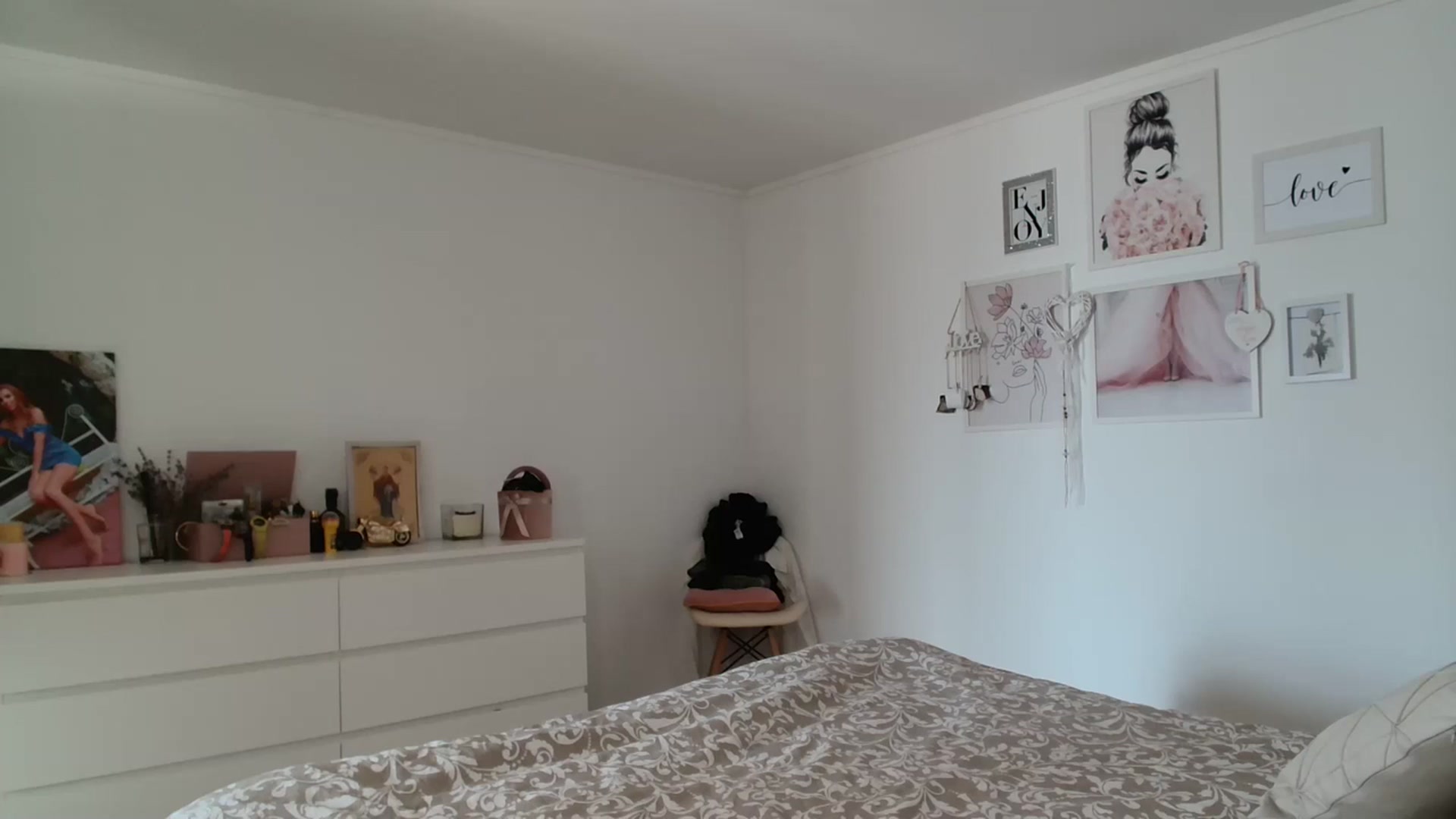 Gallery image thumbnail from Kandy_C's myfreecams stream on, 02/16/2024, 13:44 image 11 of 20