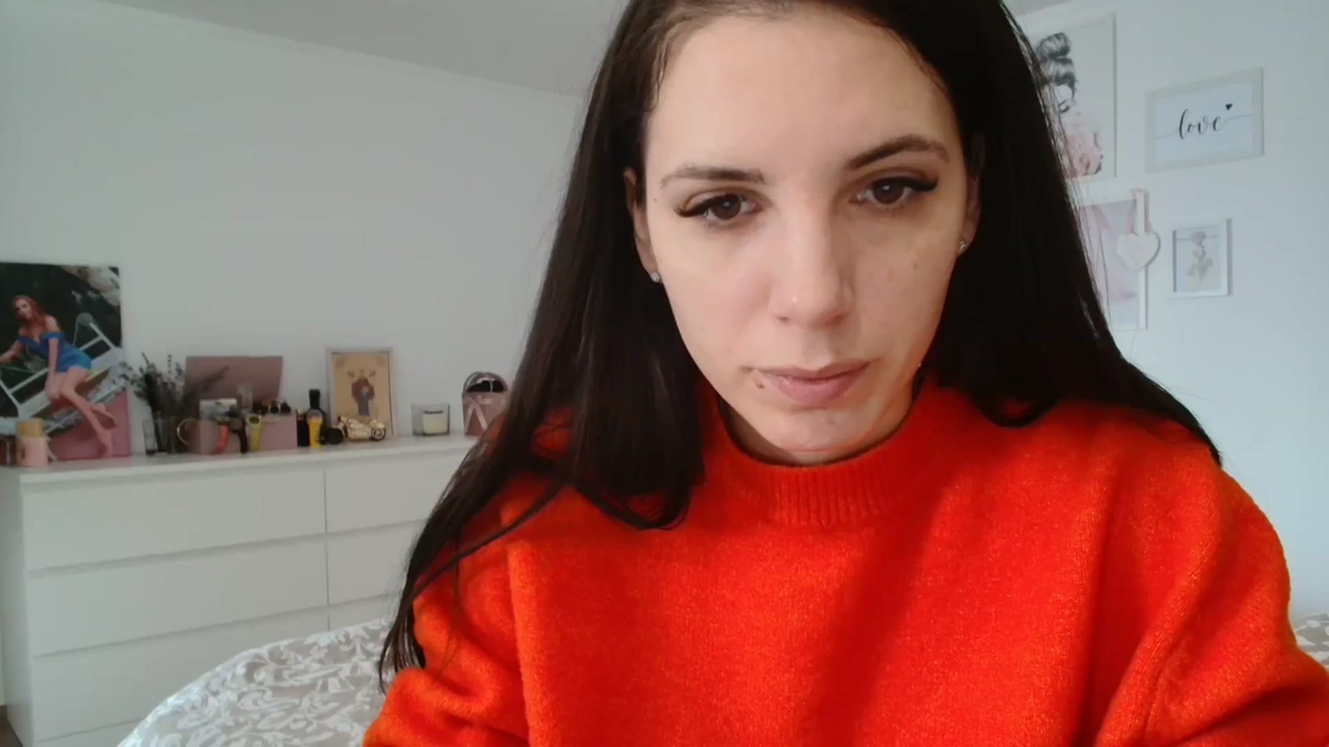 Gallery image thumbnail from Kandy_C's myfreecams stream on, 02/19/2024, 13:59 image 8 of 20