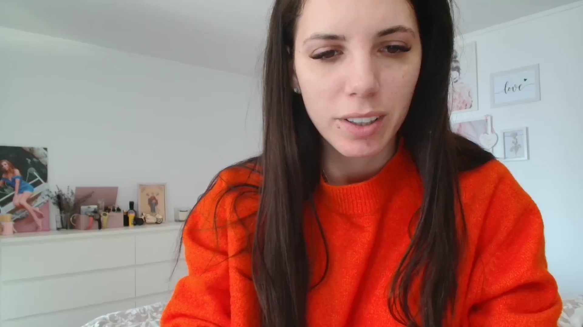 Gallery image thumbnail from Kandy_C's myfreecams stream on, 02/19/2024, 13:59 image 5 of 20