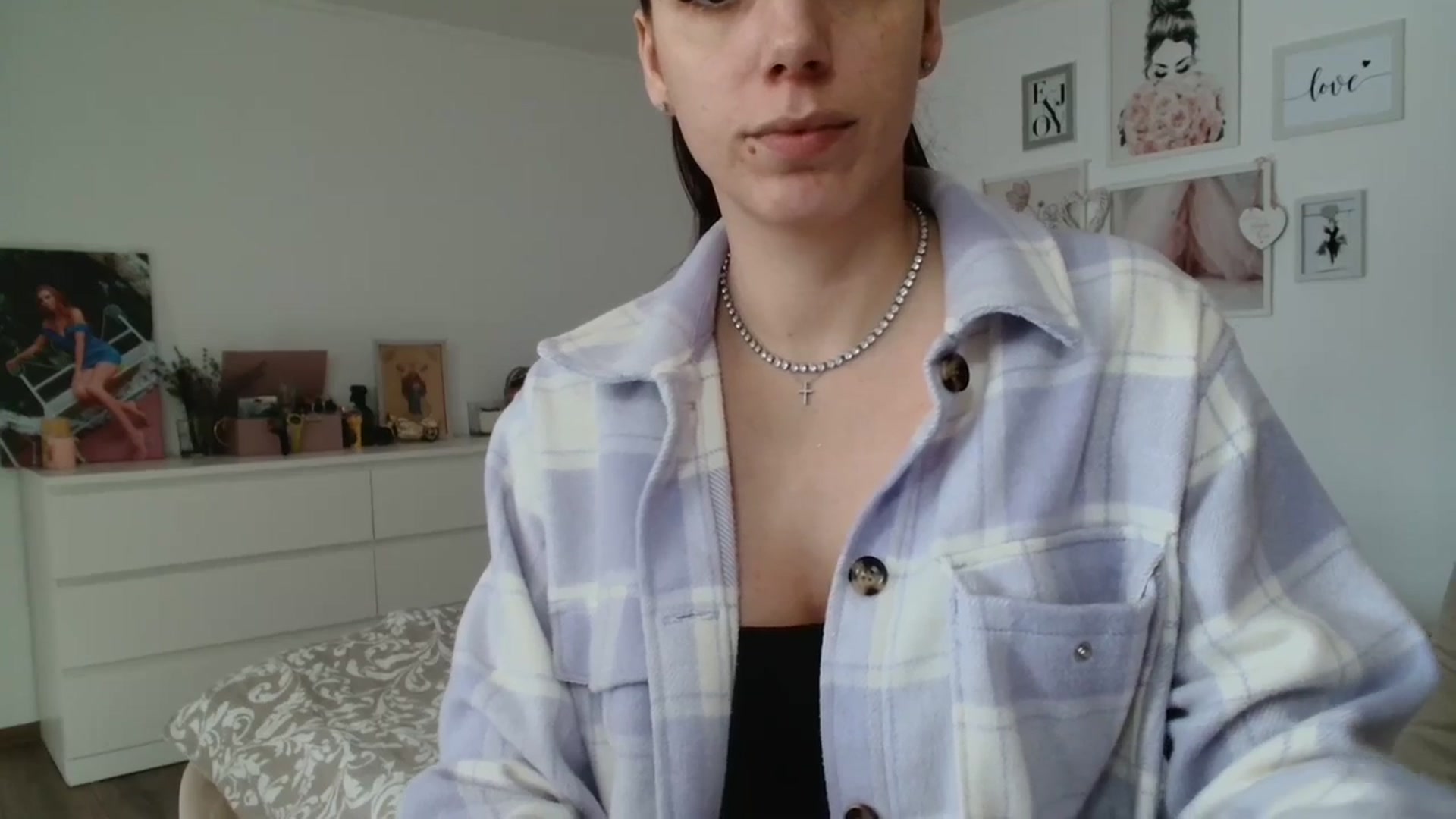Gallery image thumbnail from Kandy_C's myfreecams stream on, 02/28/2024, 12:40 image 12 of 20
