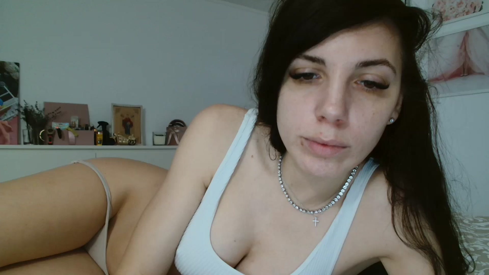 Gallery image thumbnail from Kandy_C's myfreecams stream on, 03/11/2024, 14:34 image 20 of 20