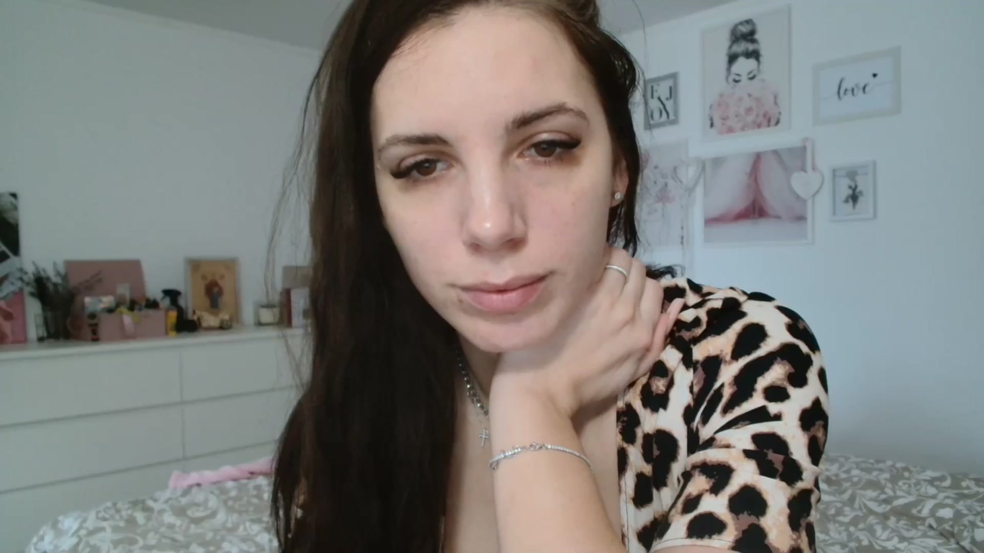 Gallery image thumbnail from Kandy_C's myfreecams stream on, 03/13/2024, 13:56 image 14 of 20