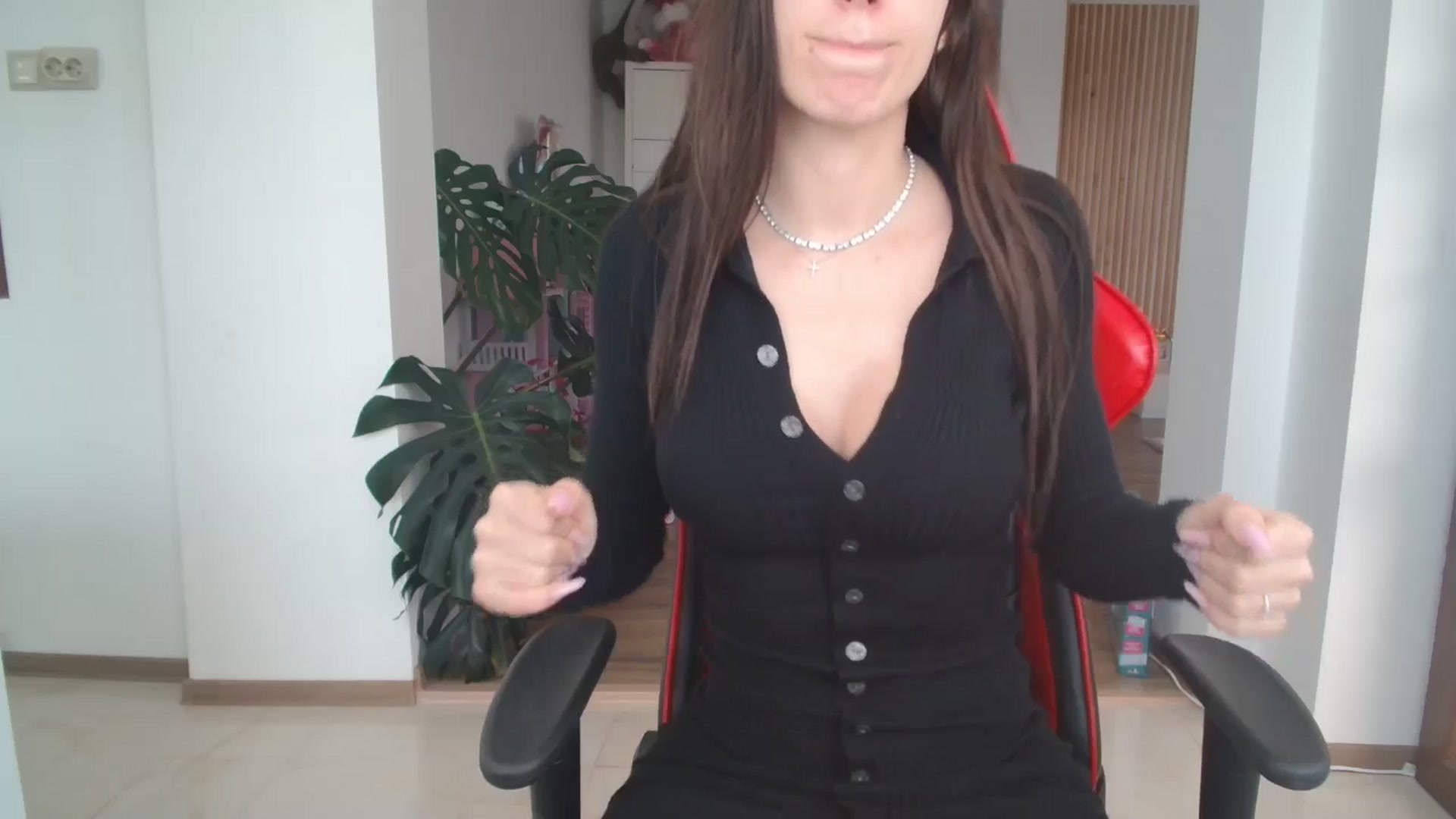 Gallery image thumbnail from Kandy_C's myfreecams stream on, 04/23/2024, 11:19 image 11 of 20