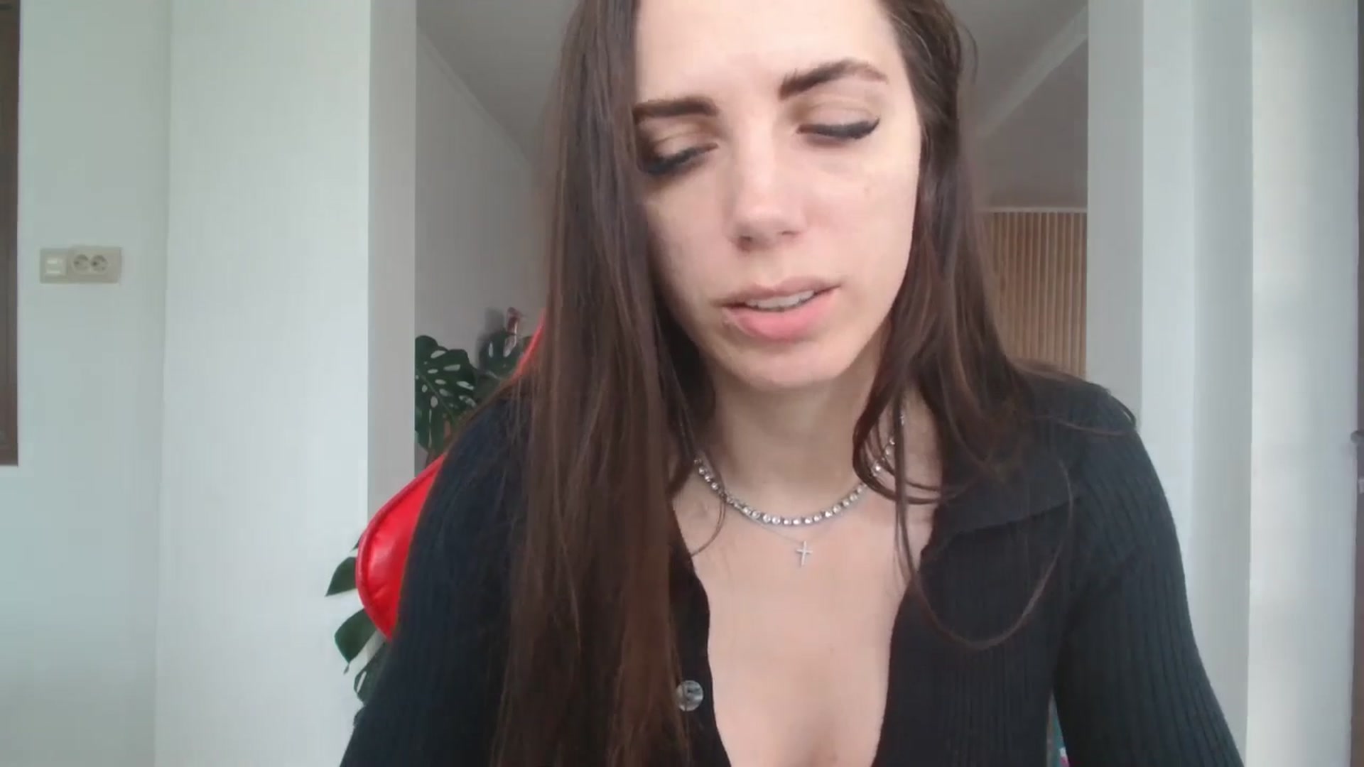 Gallery image thumbnail from Kandy_C's myfreecams stream on, 04/23/2024, 11:19 image 9 of 20
