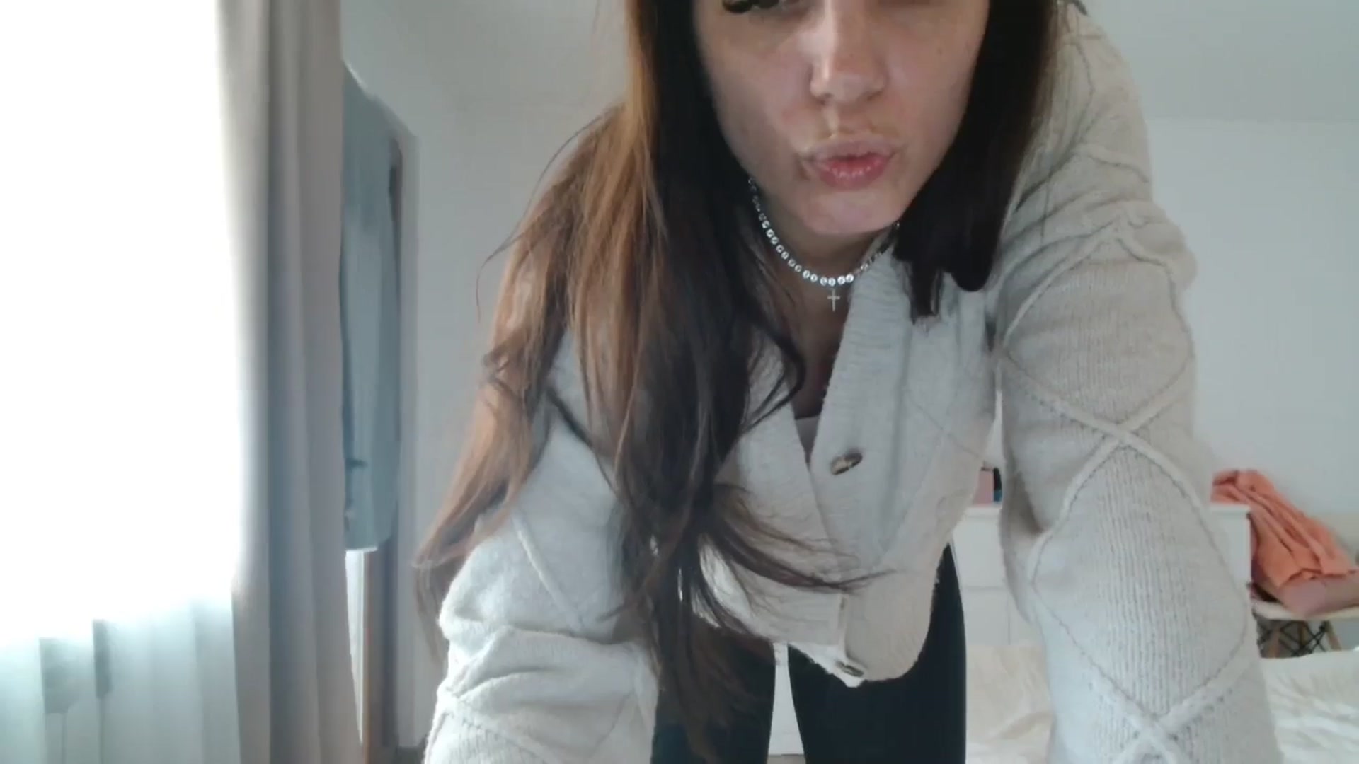 Gallery image thumbnail from Kandy_C's myfreecams stream on, 05/15/2024, 11:50 image 8 of 20