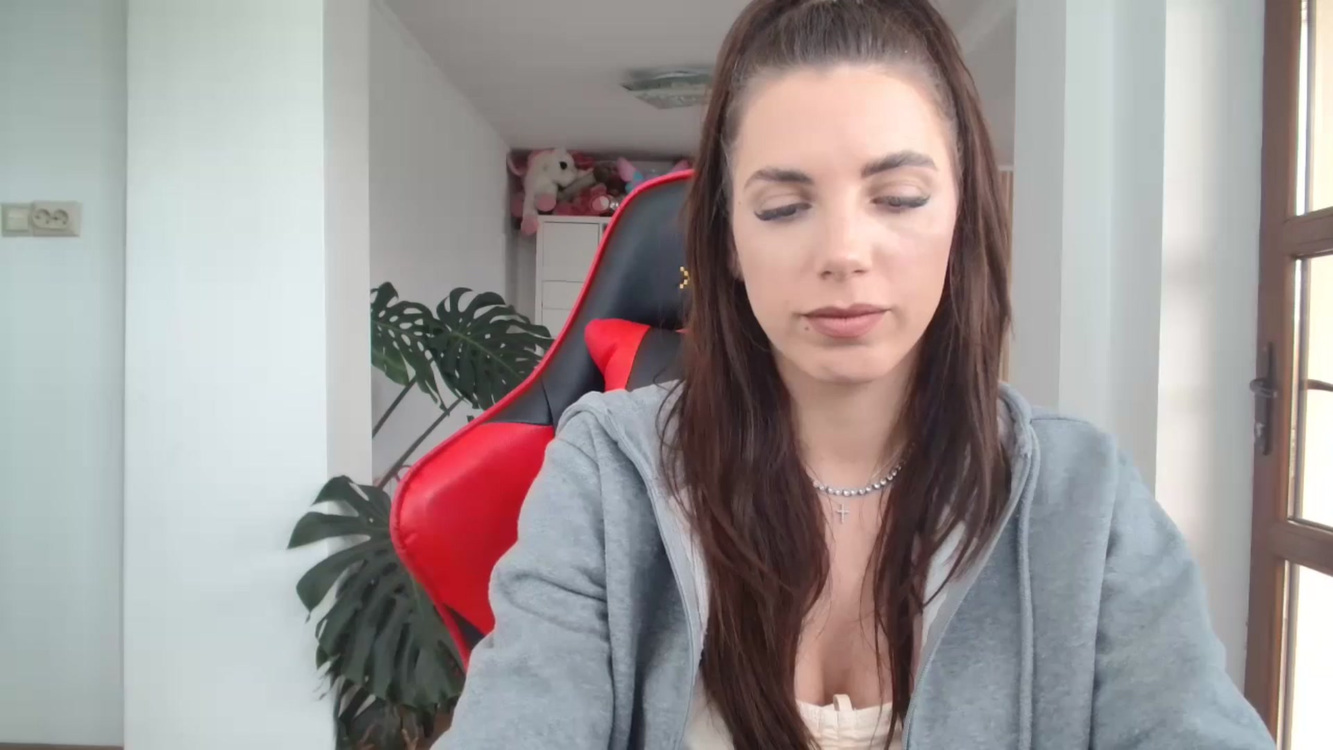 Gallery image thumbnail from Kandy_C's myfreecams stream on, 05/29/2024, 10:51 image 16 of 20