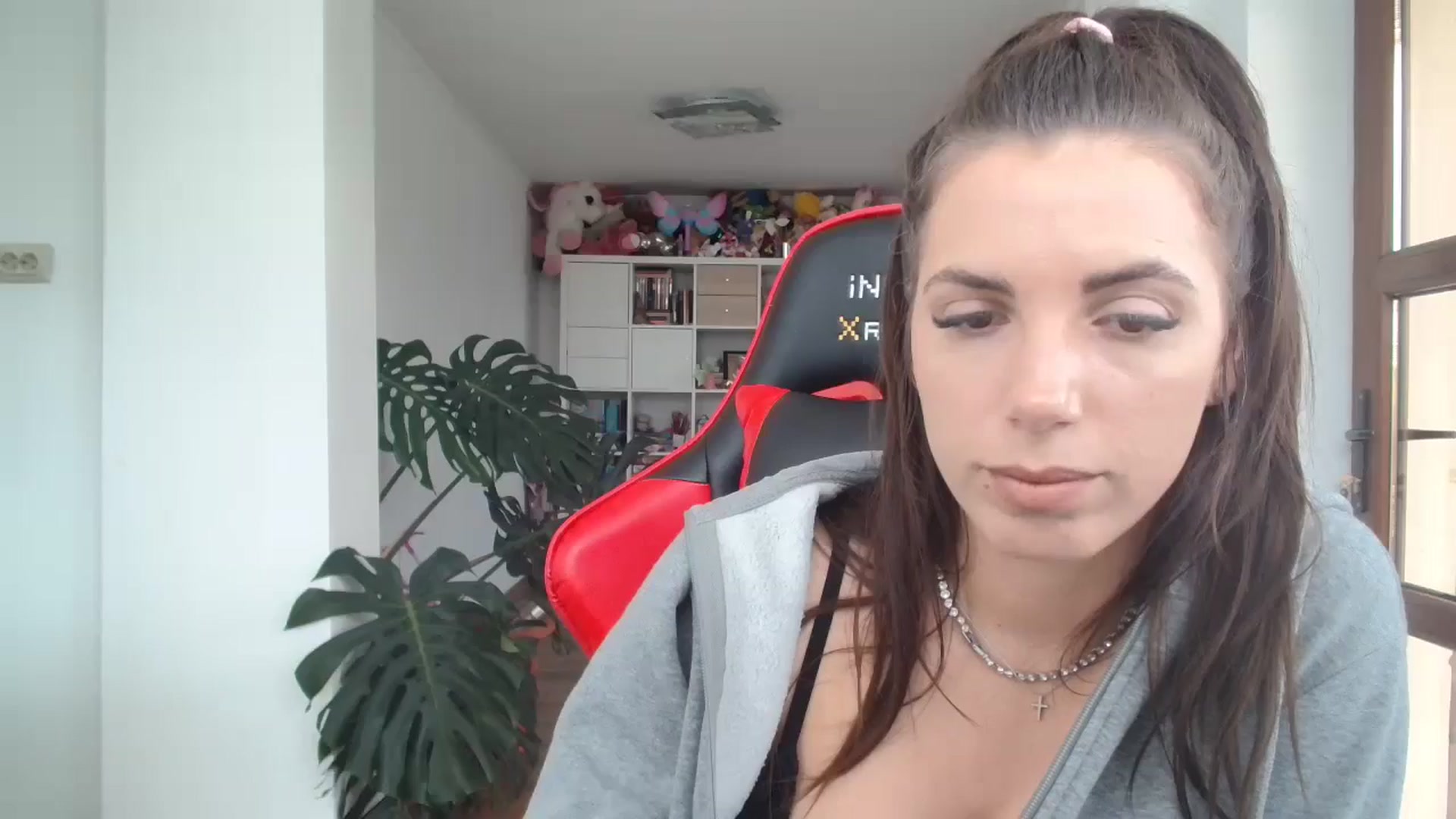 Gallery image thumbnail from Kandy_C's myfreecams stream on, 05/30/2024, 11:45 image 17 of 20