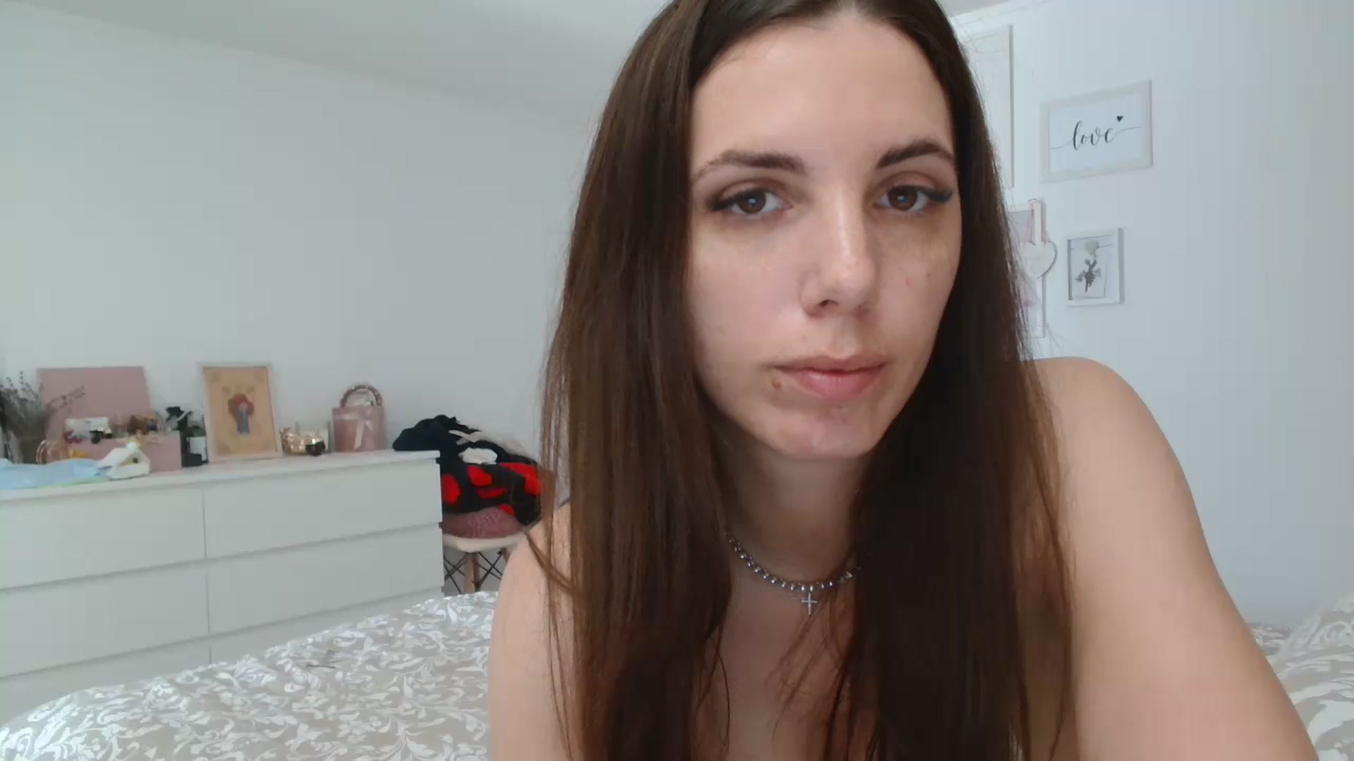 Gallery image thumbnail from Kandy_C's myfreecams stream on, 05/31/2024, 12:20 image 15 of 20