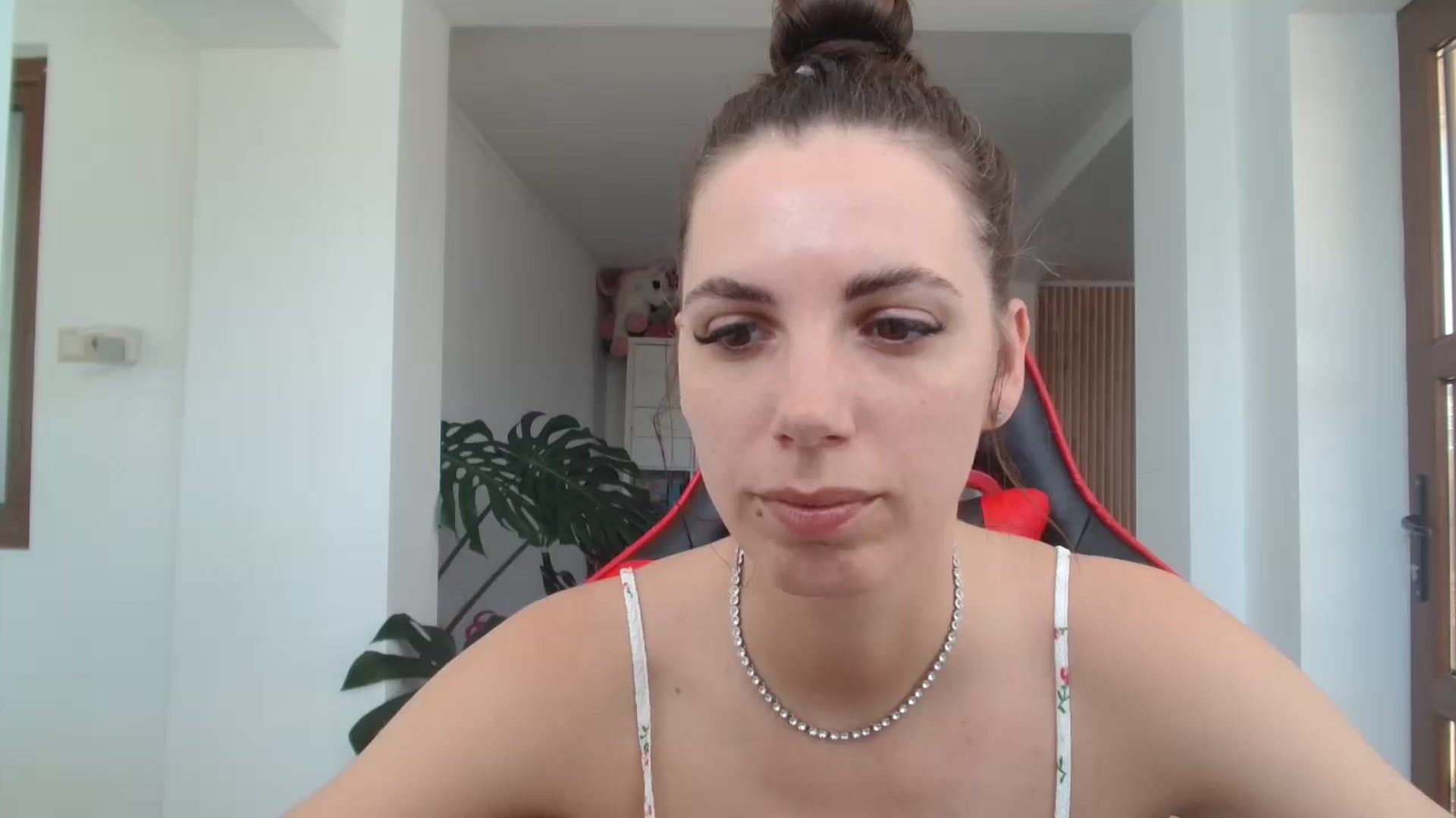 Gallery image thumbnail from Kandy_C's myfreecams stream on, 06/06/2024, 13:27 image 15 of 20