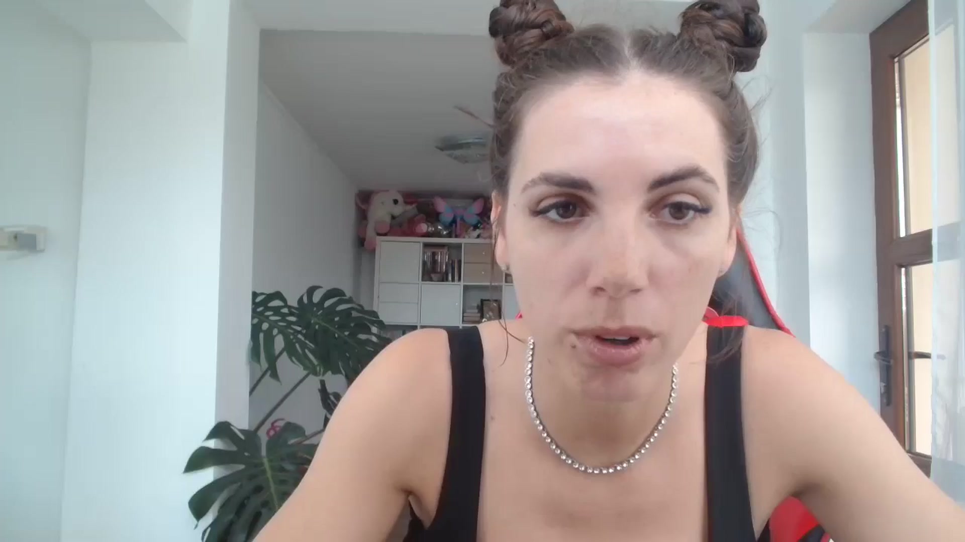 Gallery image thumbnail from Kandy_C's myfreecams stream on, 06/07/2024, 11:51 image 5 of 20