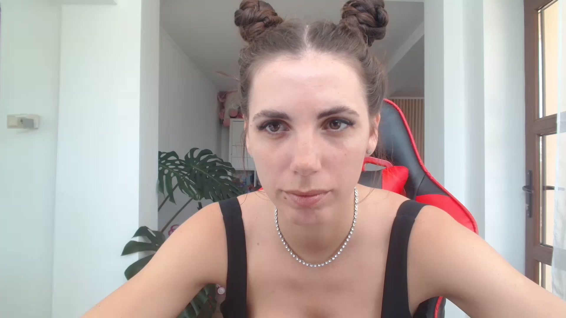 Gallery image thumbnail from Kandy_C's myfreecams stream on, 06/07/2024, 11:51 image 15 of 20