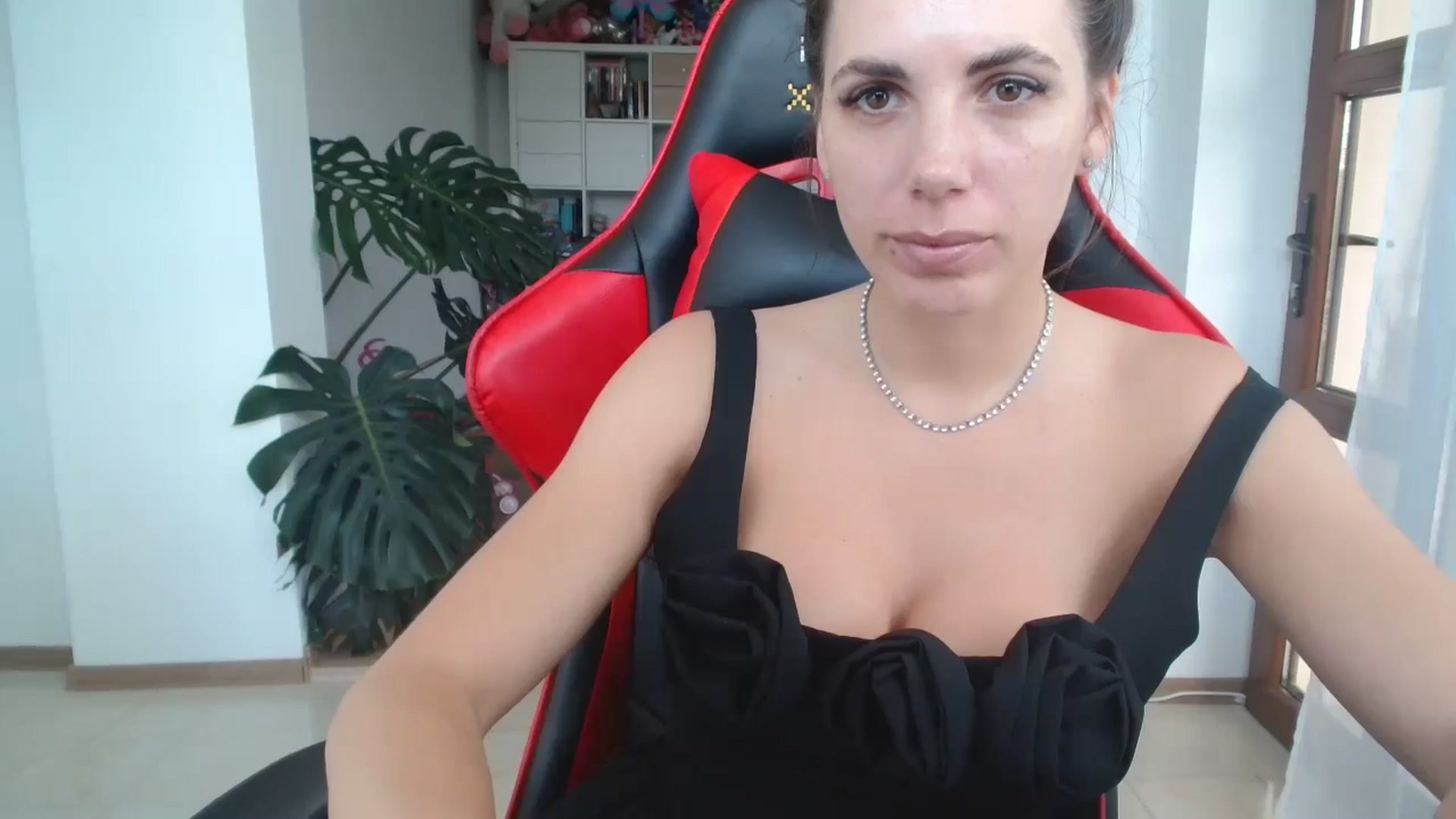 Gallery image thumbnail from Kandy_C's myfreecams stream on, 06/07/2024, 11:51 image 19 of 20