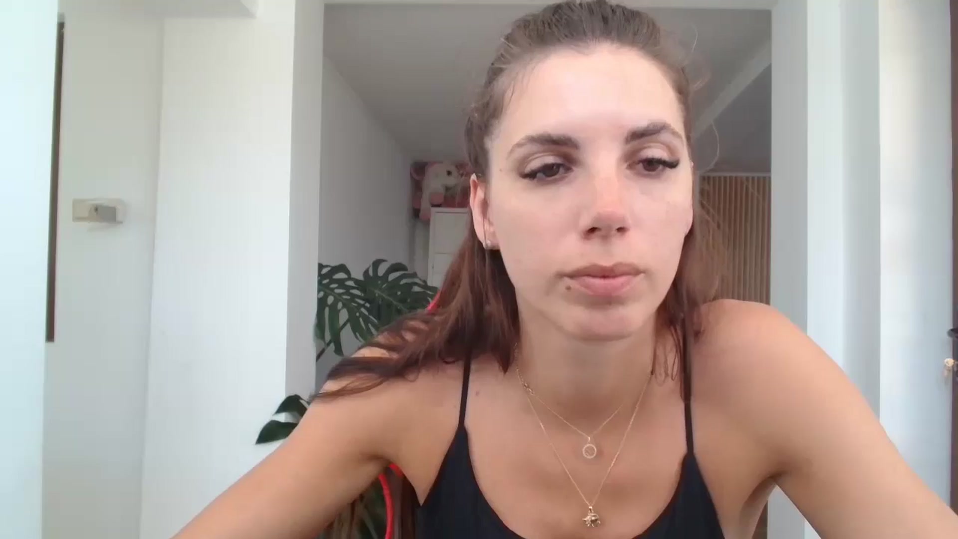Gallery image thumbnail from Kandy_C's myfreecams stream on, 06/19/2024, 10:28 image 11 of 20