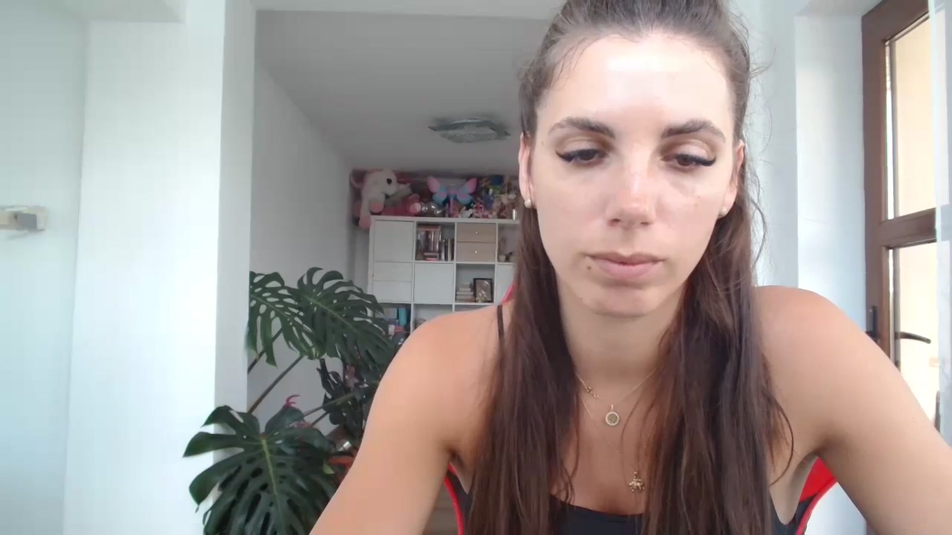 Gallery image thumbnail from Kandy_C's myfreecams stream on, 06/19/2024, 11:40 image 3 of 20