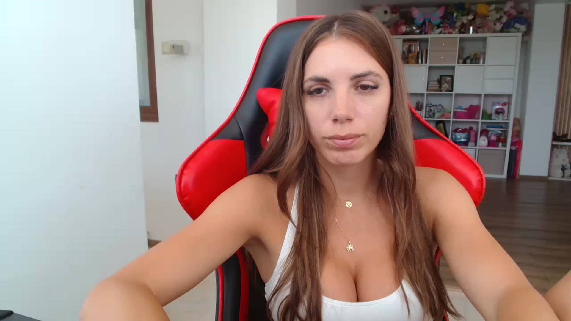 Gallery image thumbnail from Kandy_C's myfreecams stream on, 06/21/2024, 12:35 image 10 of 20