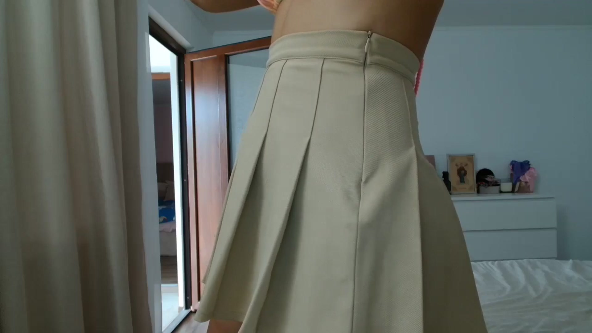 Gallery image thumbnail from Kandy_C's myfreecams stream on, 08/16/2024, 13:59 image 13 of 20