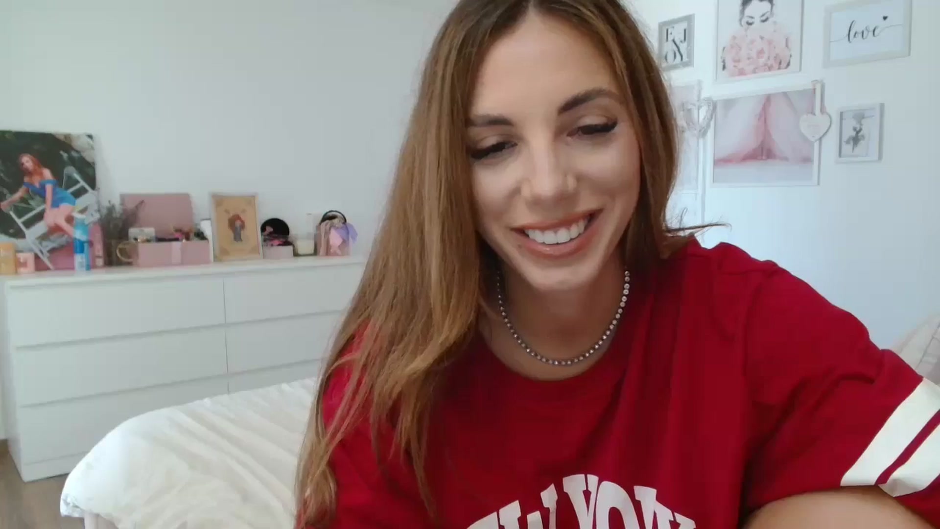 Gallery image thumbnail from Kandy_C's myfreecams stream on, 09/12/2024, 12:40 image 18 of 20