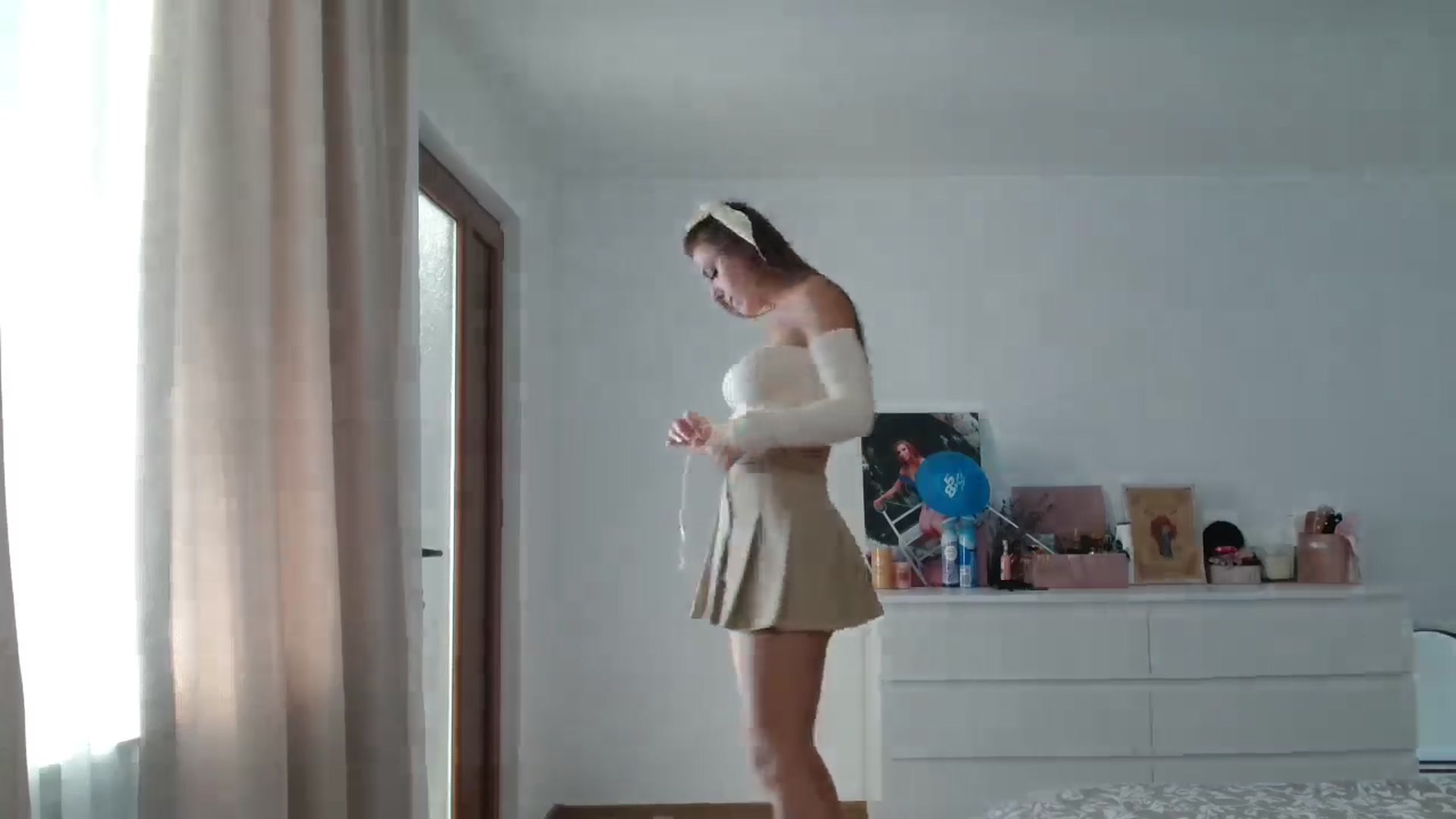Gallery image thumbnail from Kandy_C's myfreecams stream on, 11/15/2024, 12:47 image 14 of 20