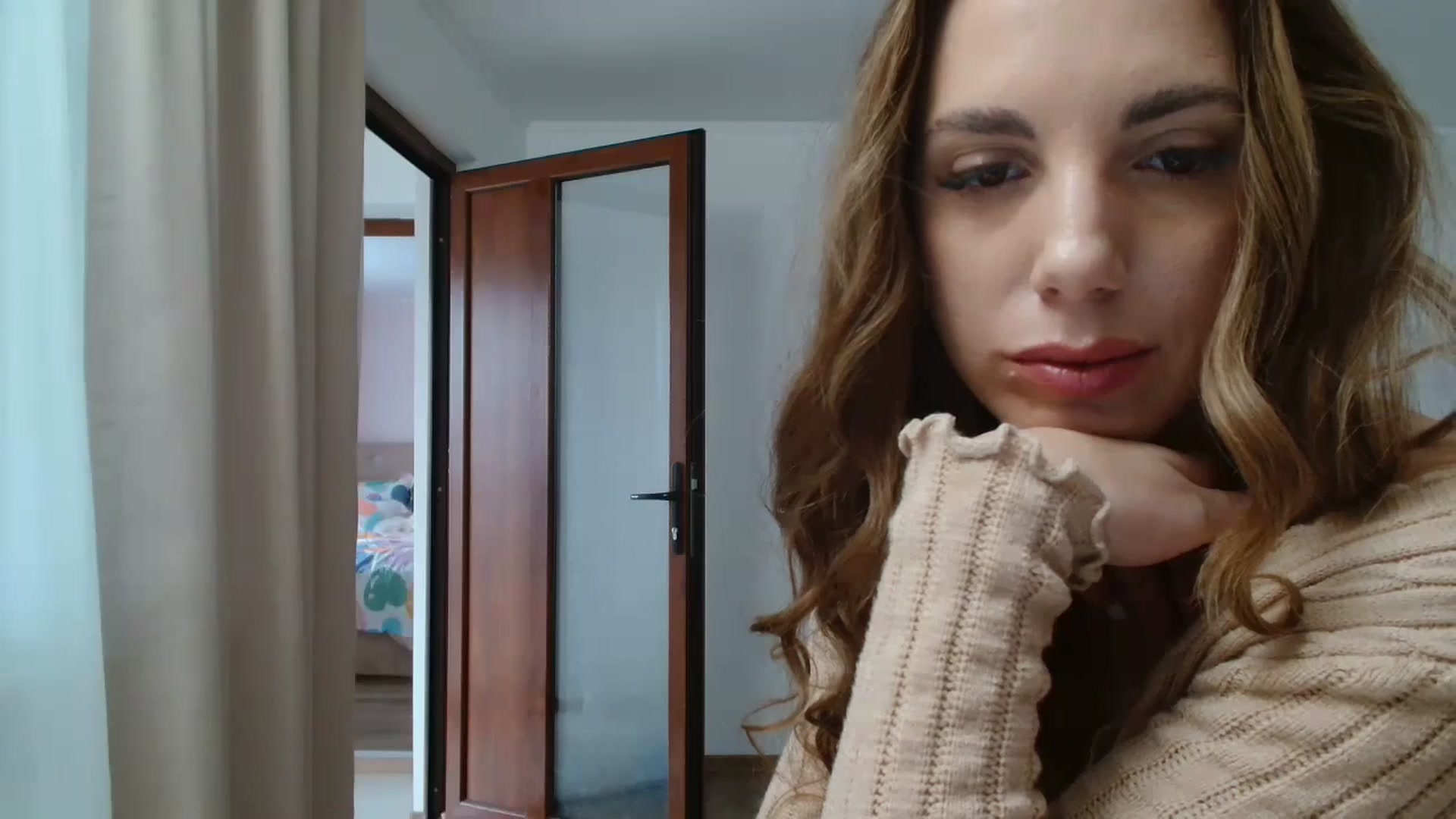 Gallery image thumbnail from Kandy_C's myfreecams stream on, 12/06/2024, 12:28 image 11 of 20