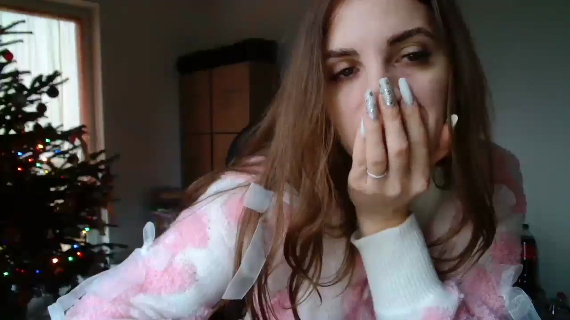 Gallery image thumbnail from Kandy_C's myfreecams stream on, 12/24/2024, 15:29 image 12 of 20