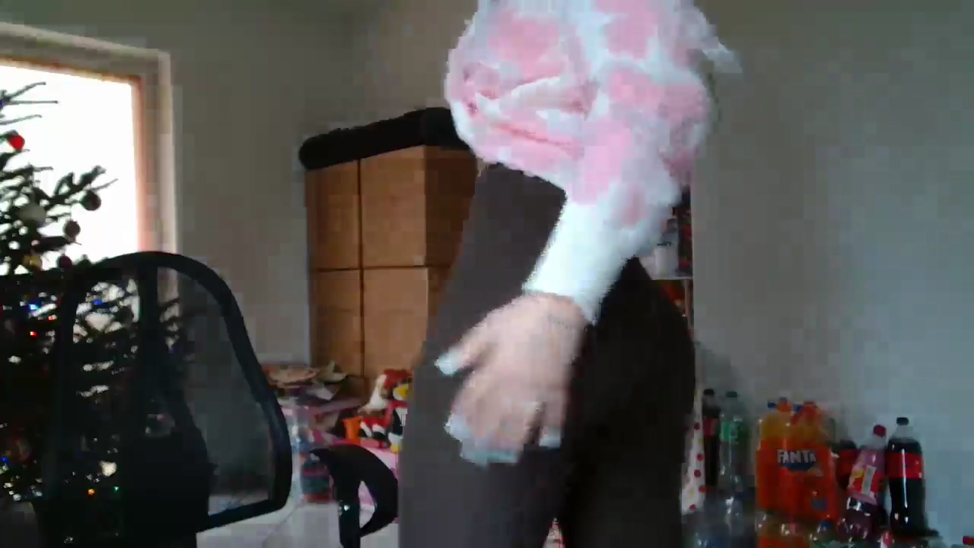 Gallery image thumbnail from Kandy_C's myfreecams stream on, 12/24/2024, 15:29 image 6 of 20