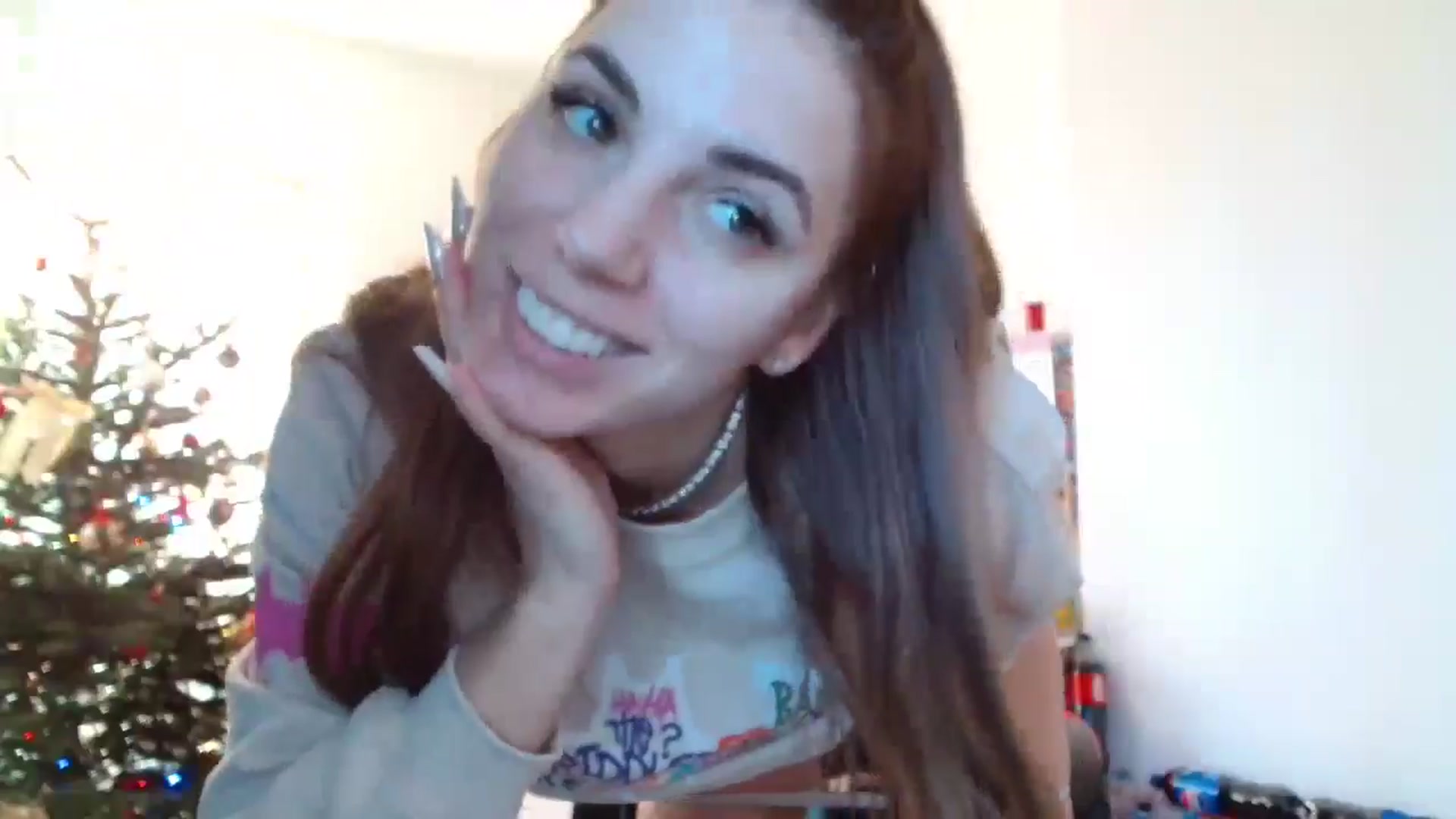 Gallery image thumbnail from Kandy_C's myfreecams stream on, 12/26/2024, 13:12 image 7 of 20