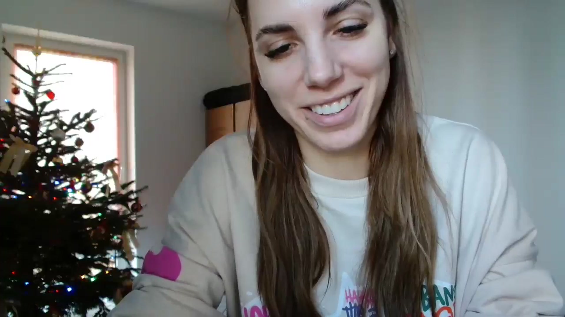 Gallery image thumbnail from Kandy_C's myfreecams stream on, 12/26/2024, 13:58 image 3 of 20