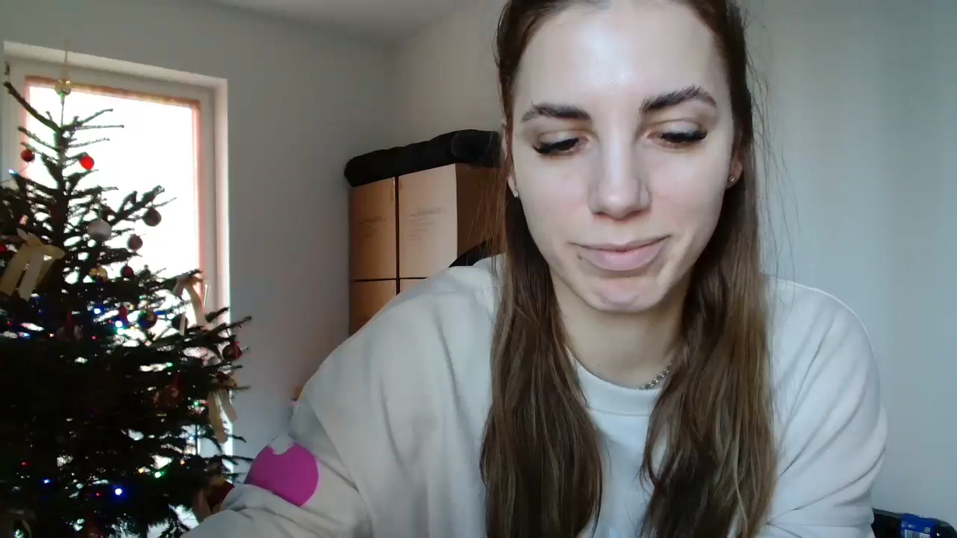Gallery image thumbnail from Kandy_C's myfreecams stream on, 12/26/2024, 13:58 image 5 of 20