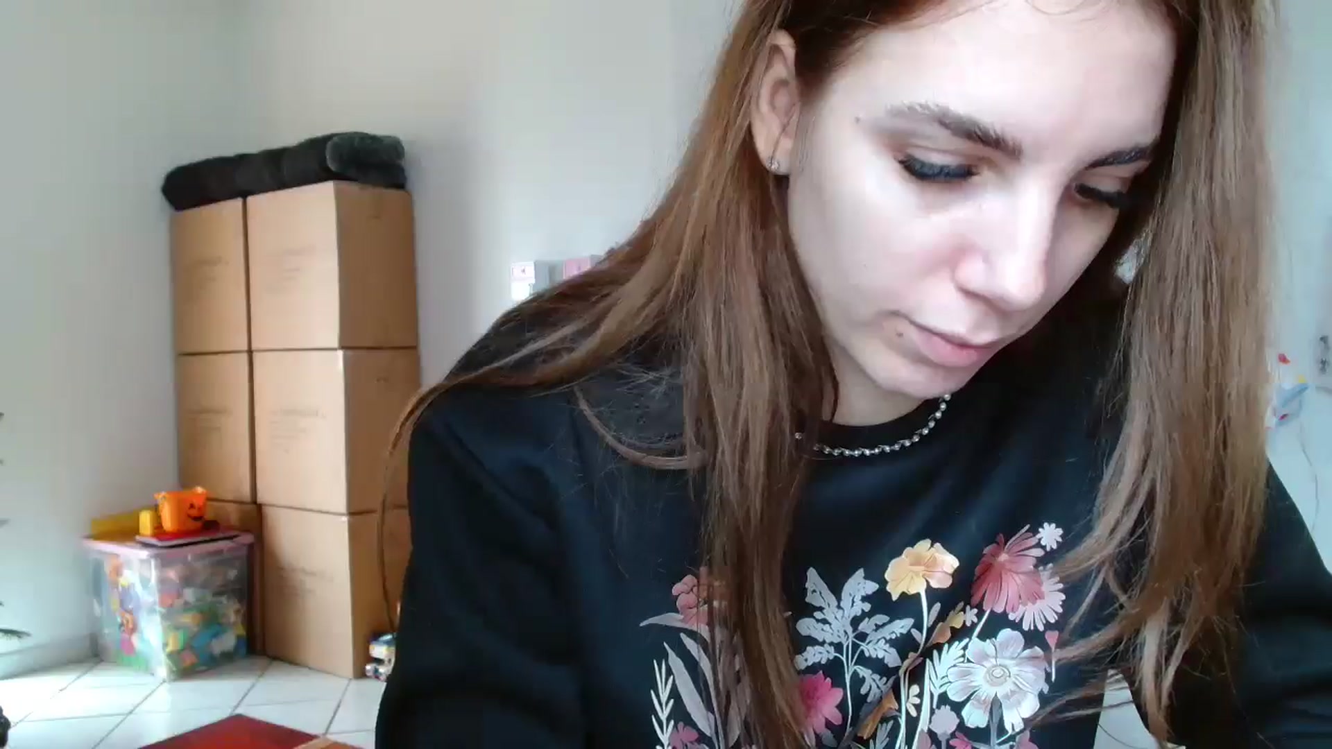 Gallery image thumbnail from Kandy_C's myfreecams stream on, 12/27/2024, 12:47 image 16 of 20