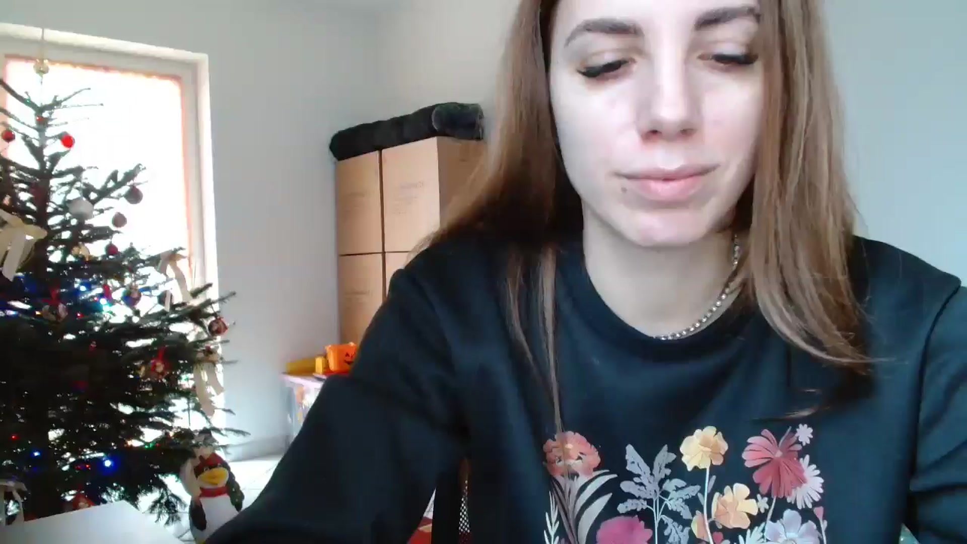 Gallery image thumbnail from Kandy_C's myfreecams stream on, 12/27/2024, 12:47 image 1 of 20