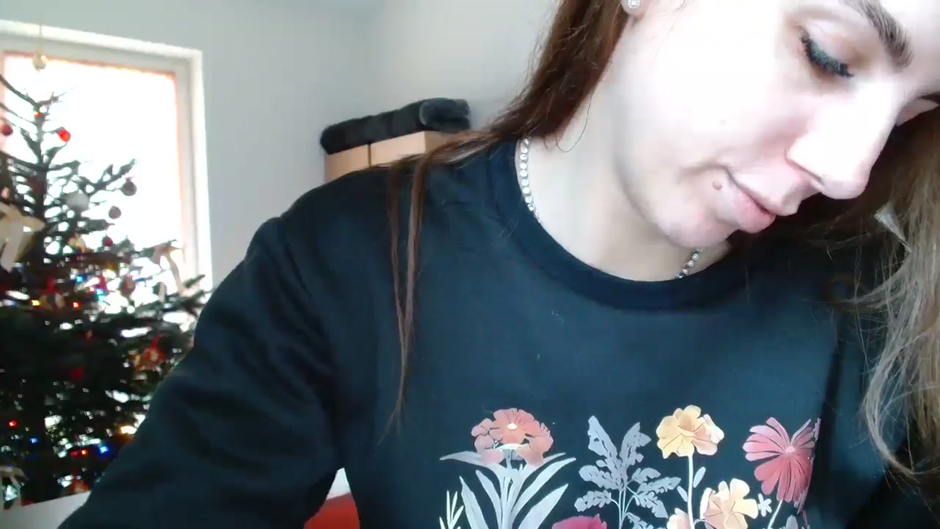 Gallery image thumbnail from Kandy_C's myfreecams stream on, 12/27/2024, 12:47 image 4 of 20